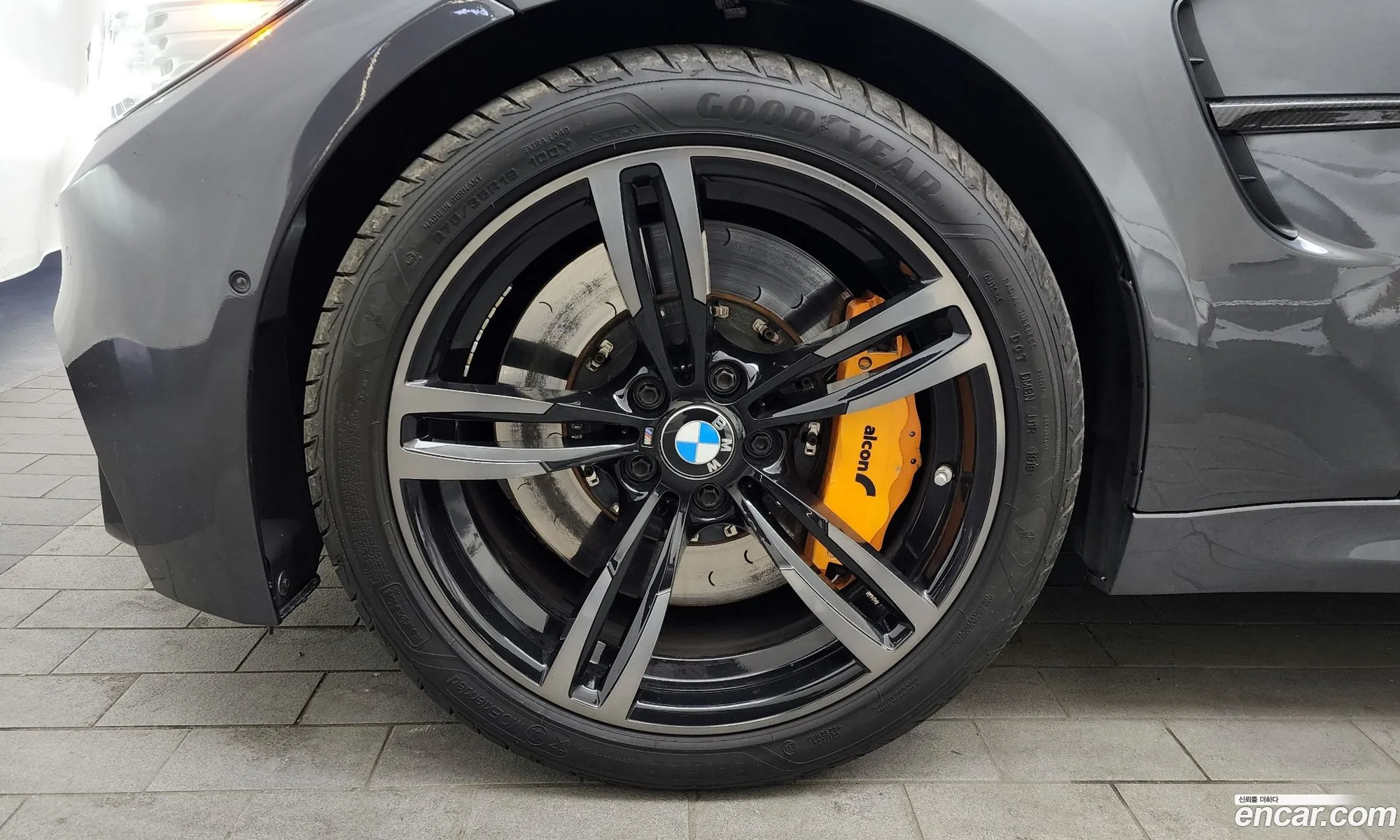 BMW M3 V F80 M3 Sedan 2015 - фотография 13540668