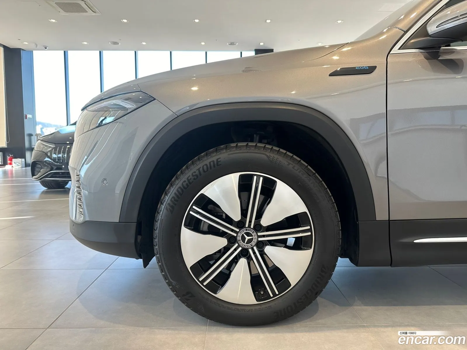 Mercedes-Benz Eqb Eqb300 4Matic 2023 - фотография 12692142