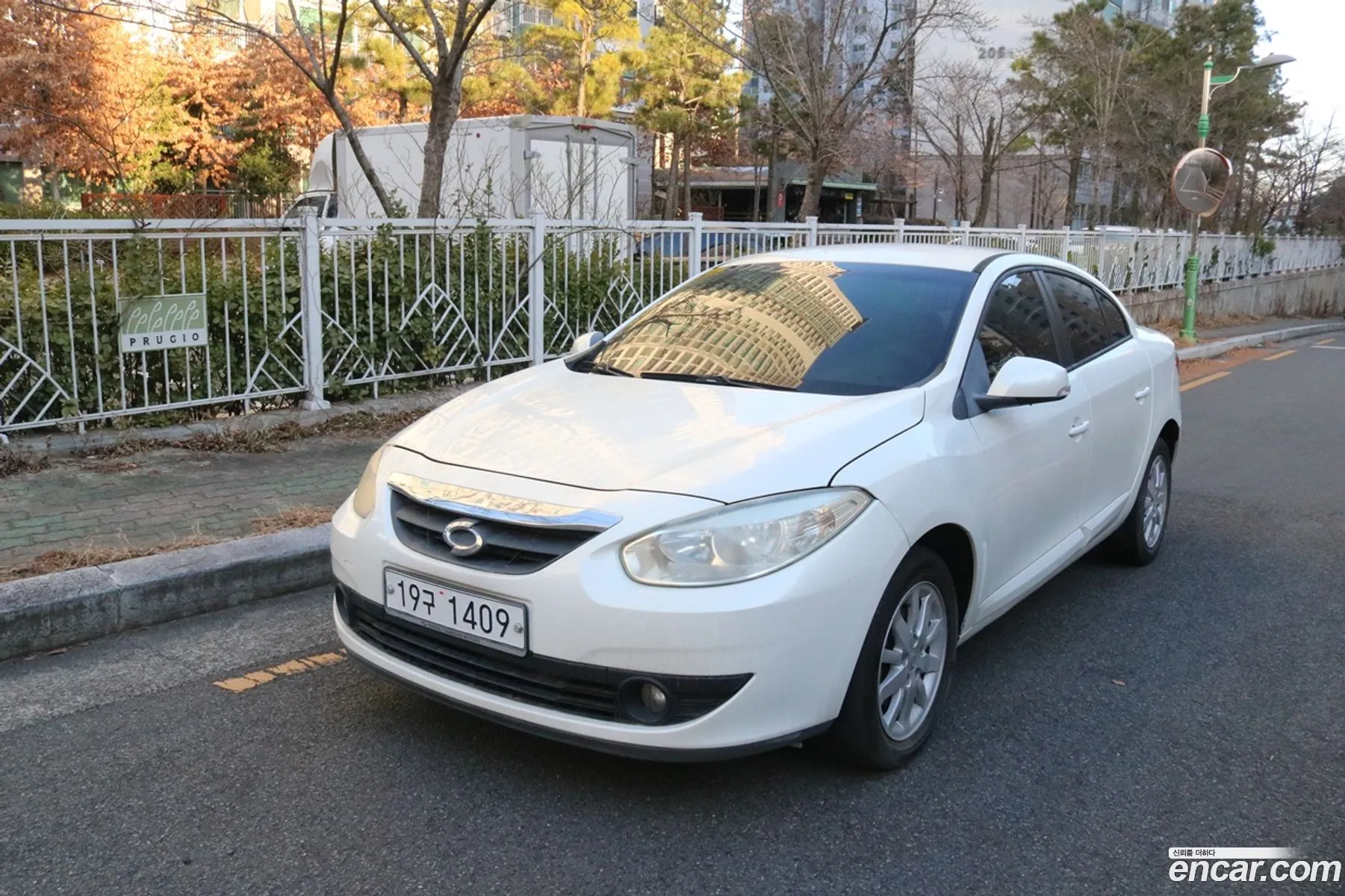 Renault Samsung Sm3 Ii Se 2009 - фотография 11608790