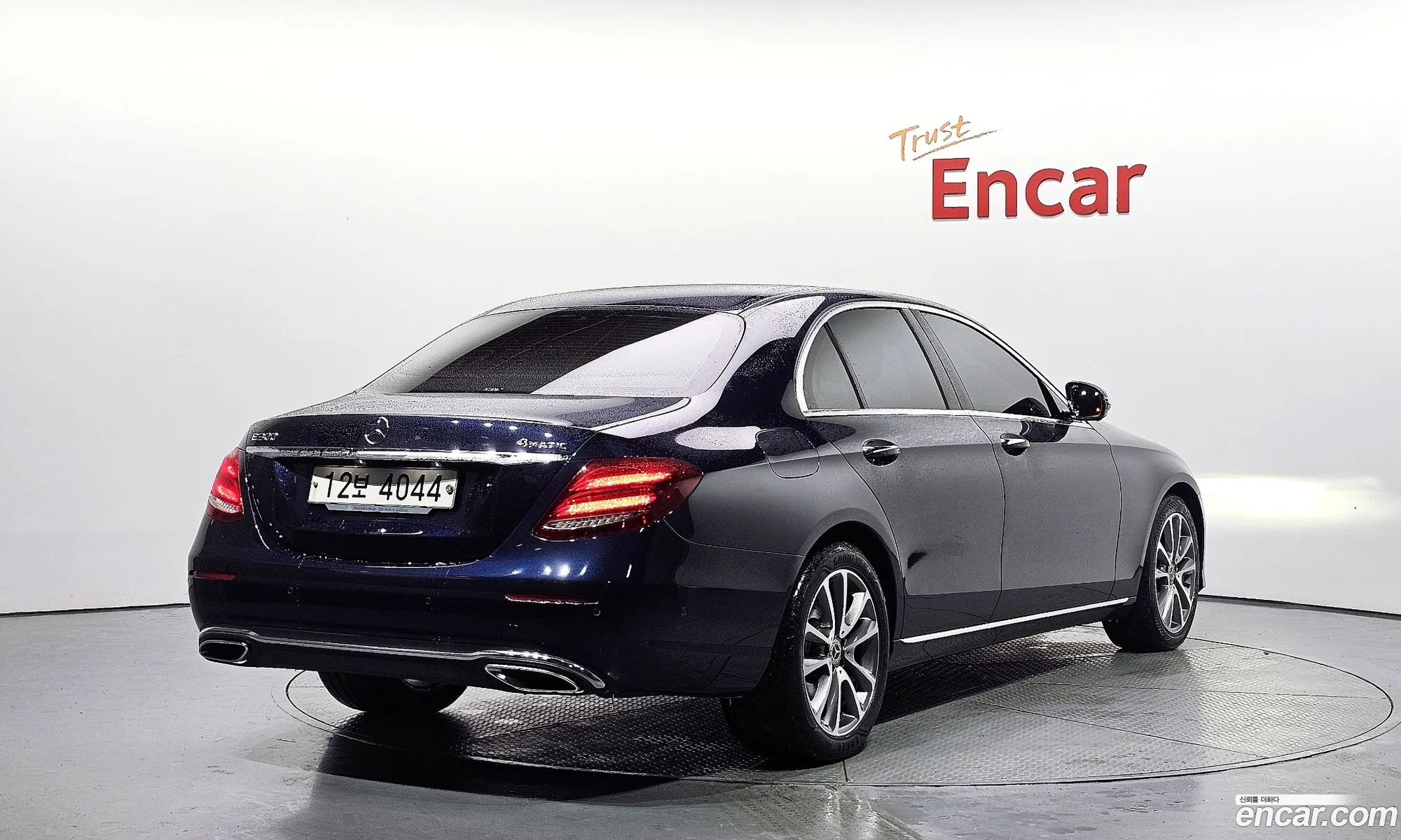 Mercedes-Benz E-Klasse V W213 S213 C238 E300 4Matic Avant Garde 2019 - фотография 12416092