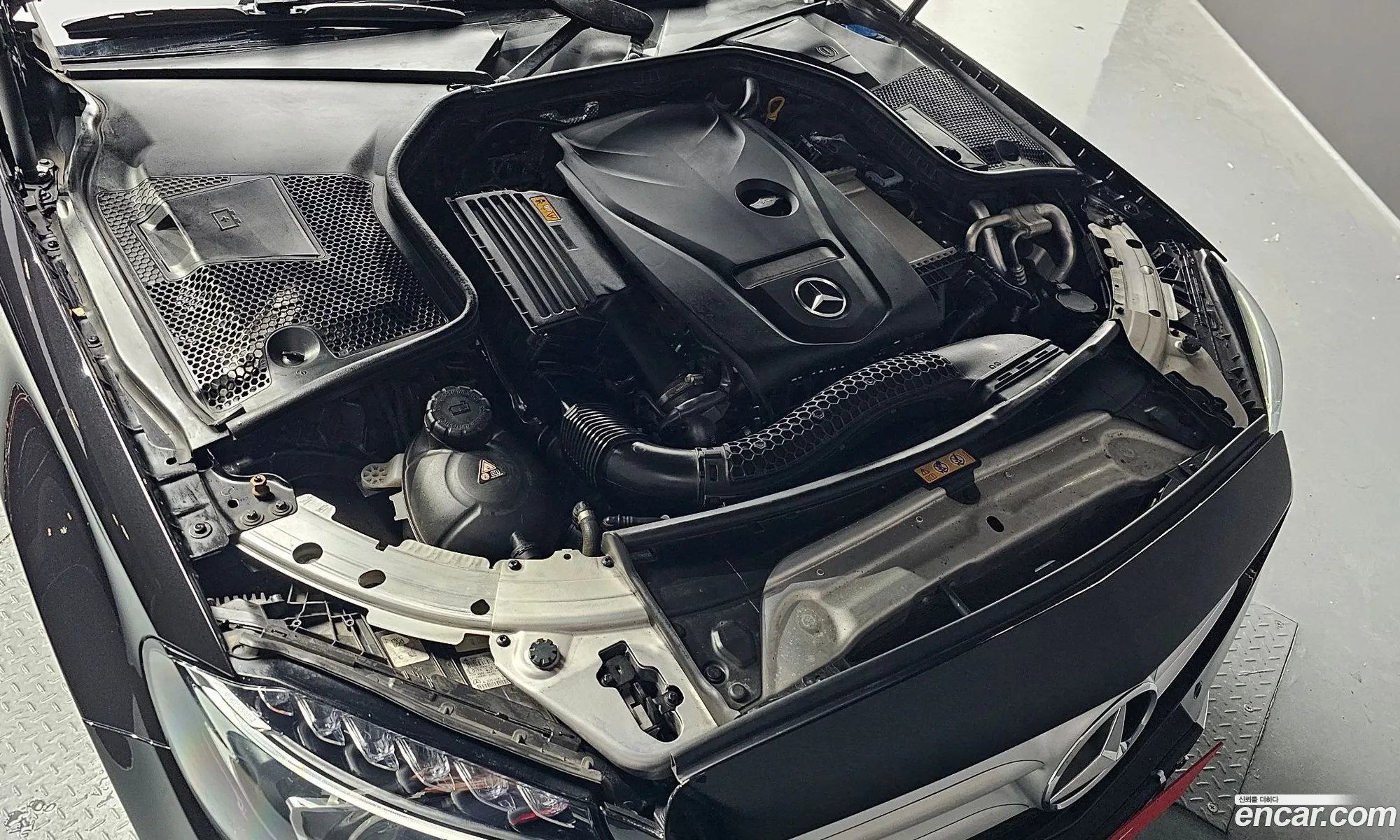 Mercedes-Benz C-Klasse Iv W205 C200 4Matic Amg Line 2018 - фотография 14046477