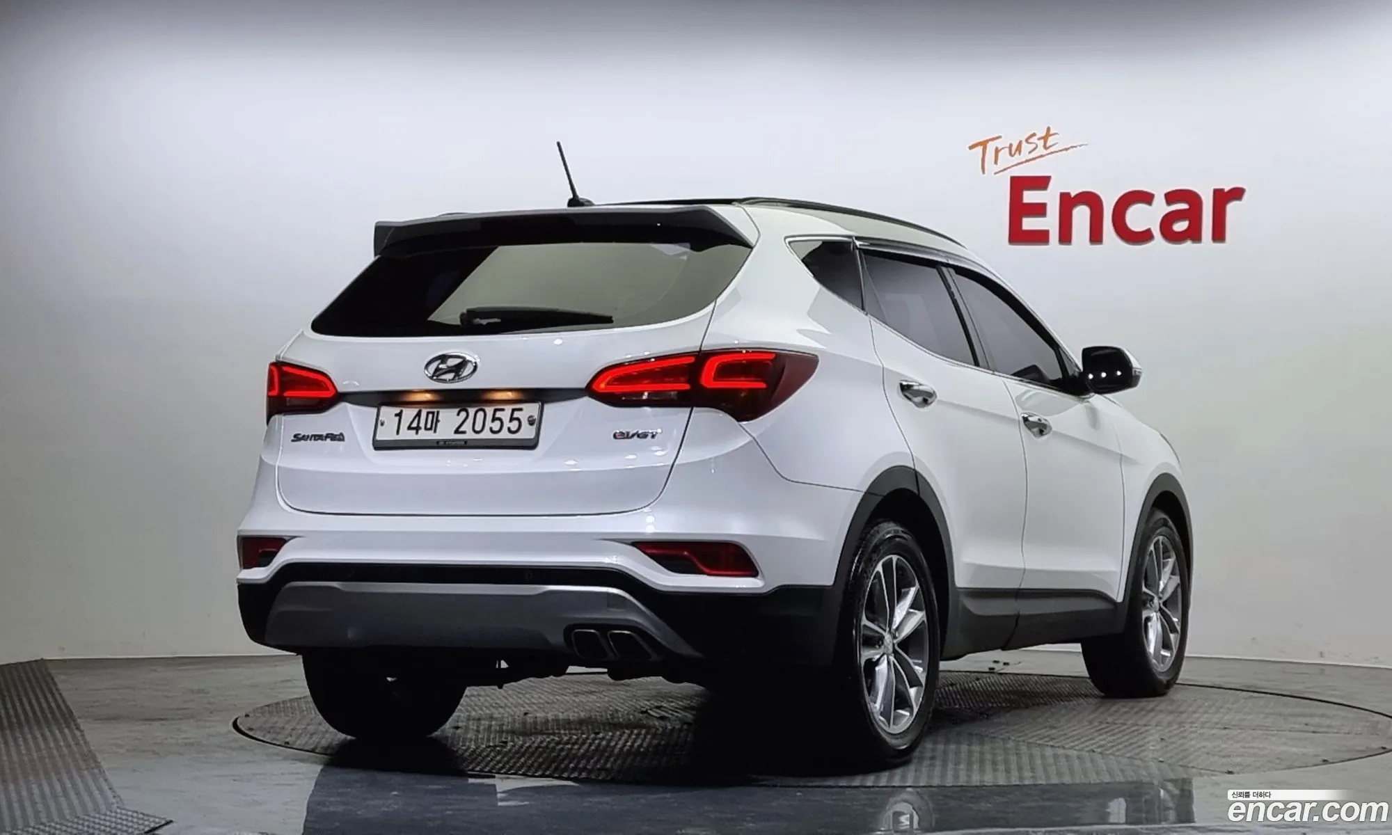 Hyundai Santa Fe Iii Diesel 20 2Wd 2016 - фотография 19677555