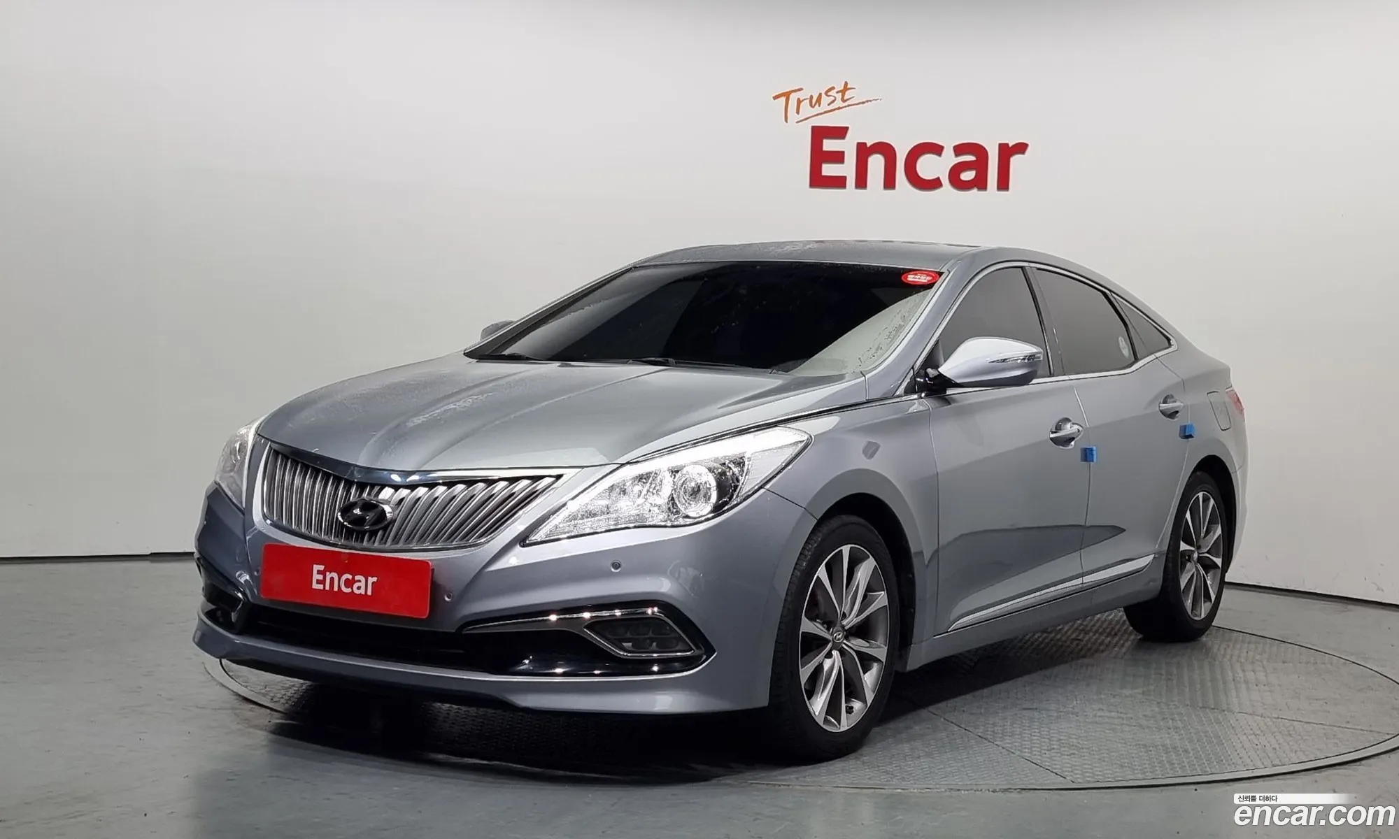 Hyundai Grandeur V Hg240 Modern 2015 - фотография 19479337