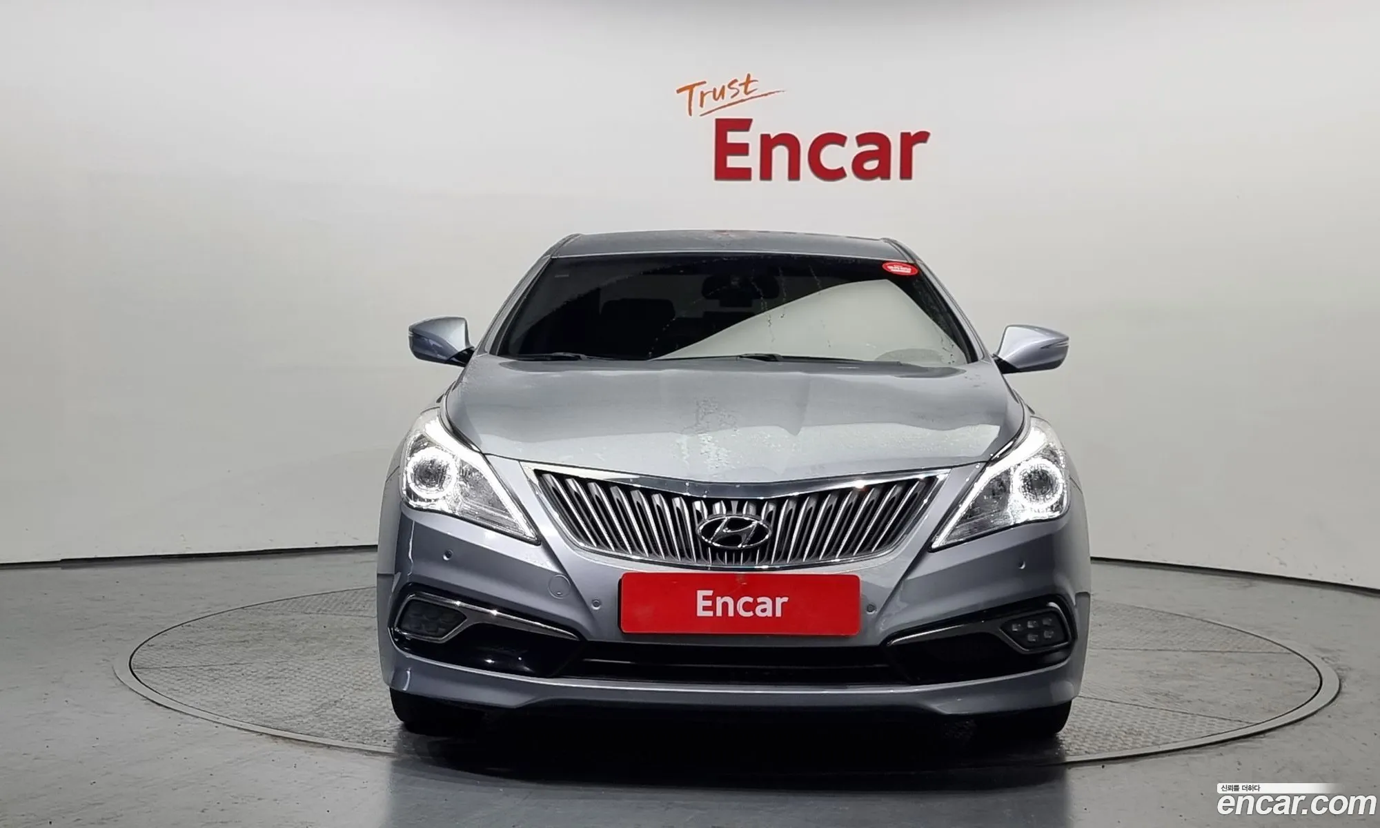 Hyundai Grandeur V Hg240 Modern 2015 - фотография 19479339
