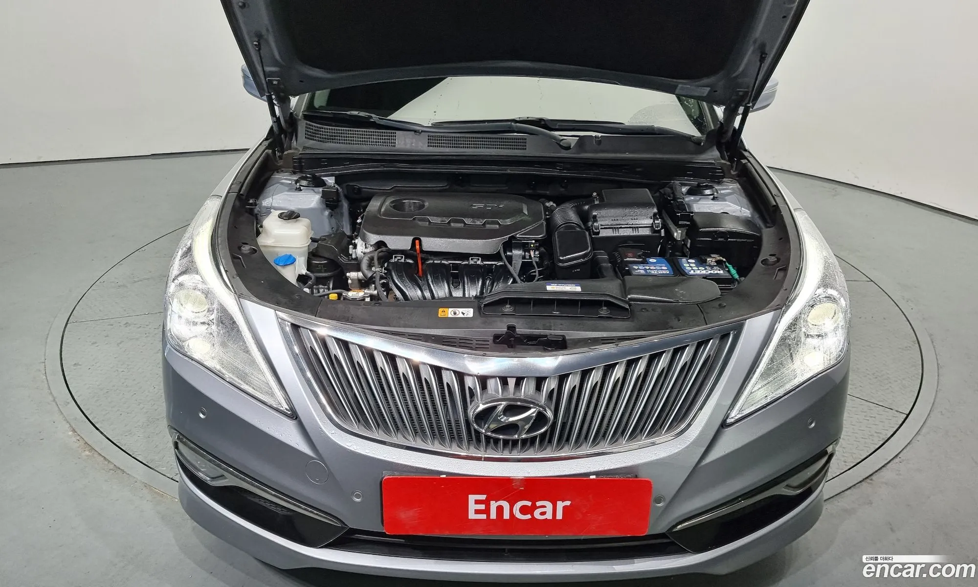 Hyundai Grandeur V Hg240 Modern 2015 - фотография 19479342