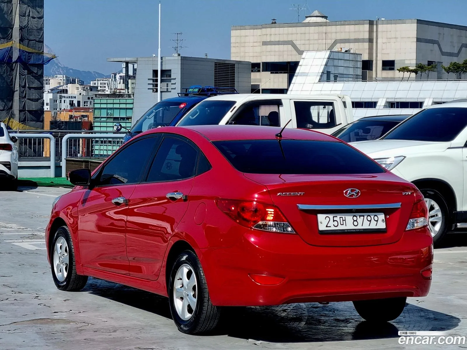 Hyundai Accent 14 Vvt Premium 2012 - фотография 18212364