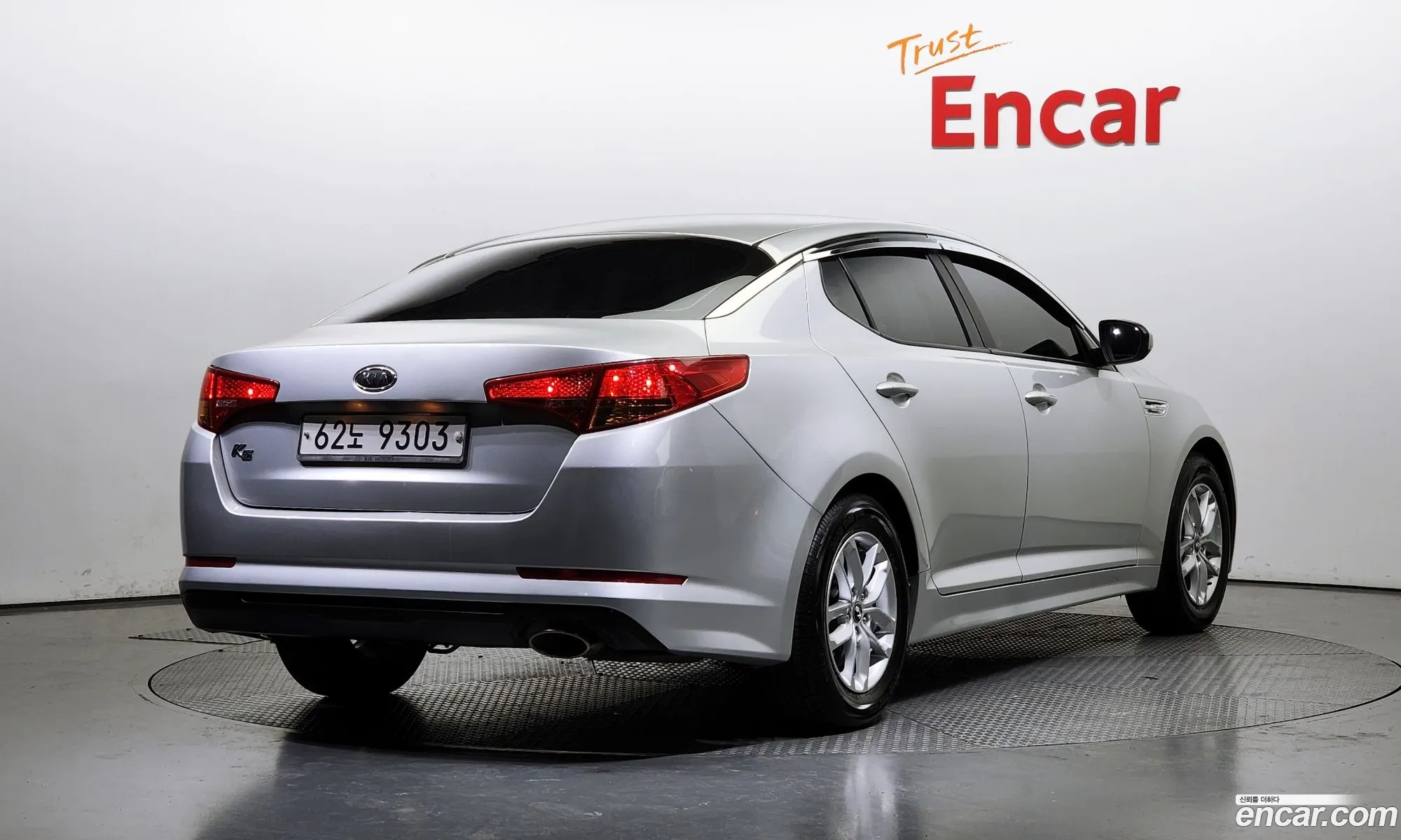 Kia K5 Lpi Deluxe - фотография 11201470