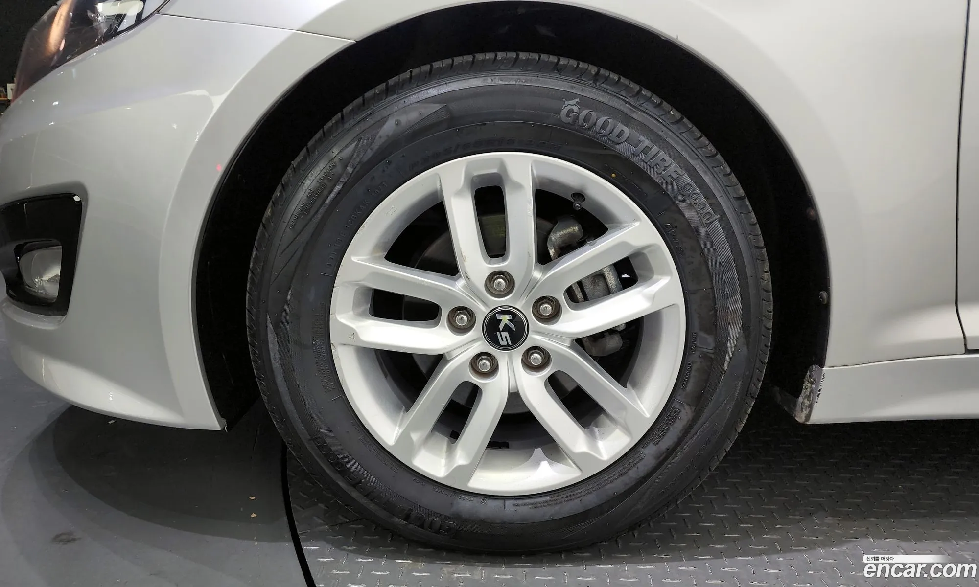 Kia K5 Lpi Deluxe - фотография 11201473