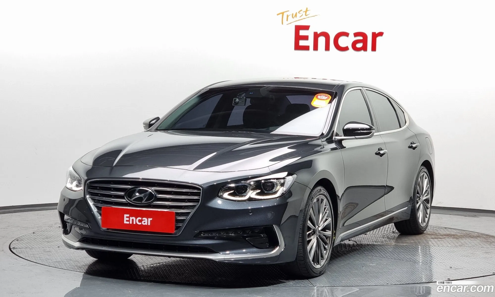 Hyundai Grandeur 30 Exclusive 2017 - фотография 12060809