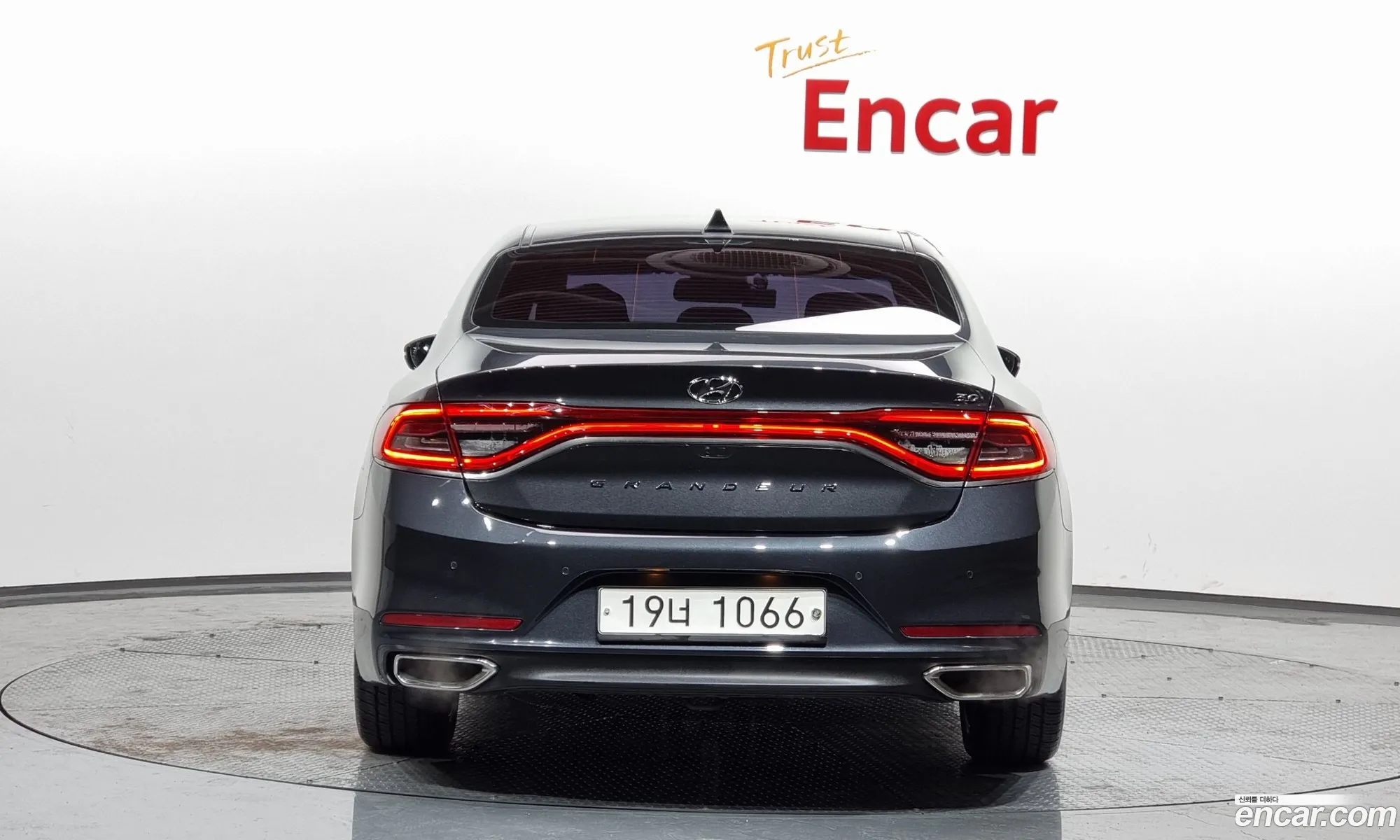 Hyundai Grandeur 30 Exclusive 2017 - фотография 12060812
