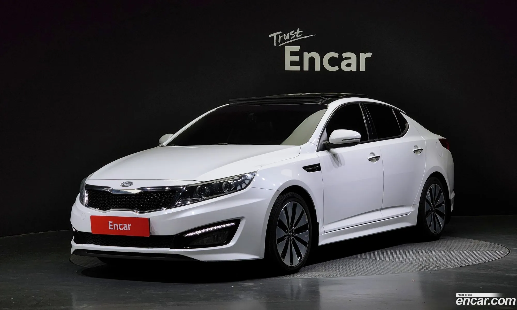 Kia K5 I 20 Prestige 2011 - фотография 11812834