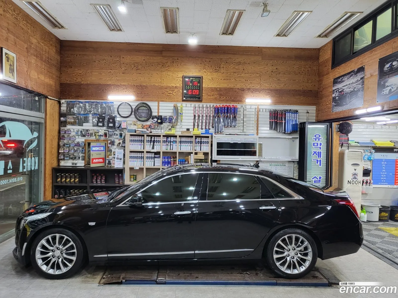 Cadillac Ct6 20 Turbo 2018 - фотография 3742625