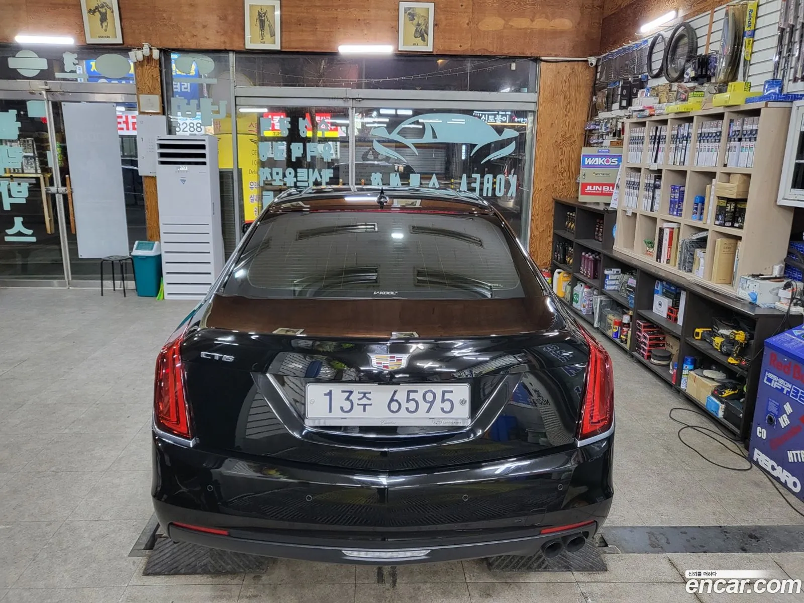 Cadillac Ct6 20 Turbo 2018 - фотография 3742627