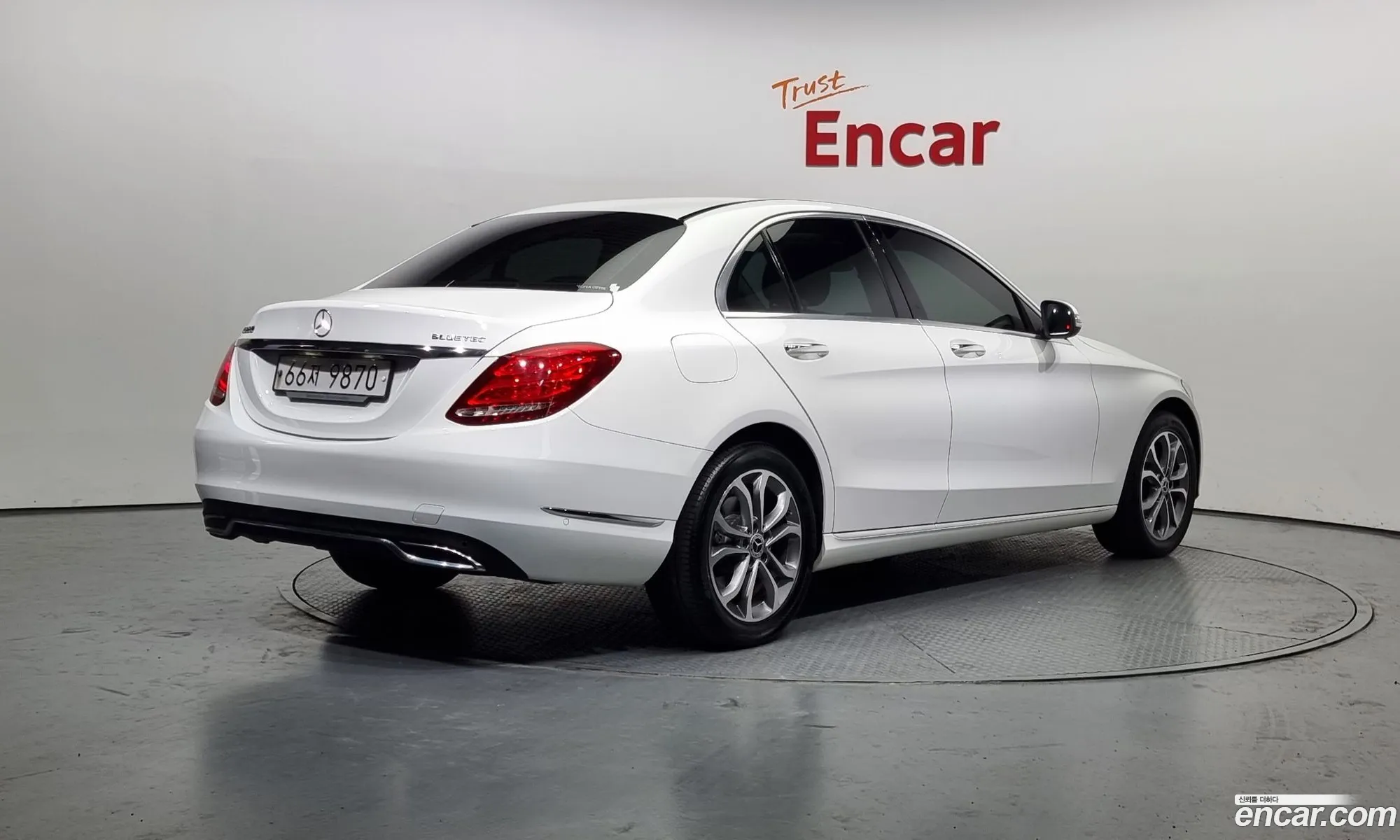 Mercedes-Benz C-Klasse C220 Bluetech Avantgarde 2015 - фотография 12686885