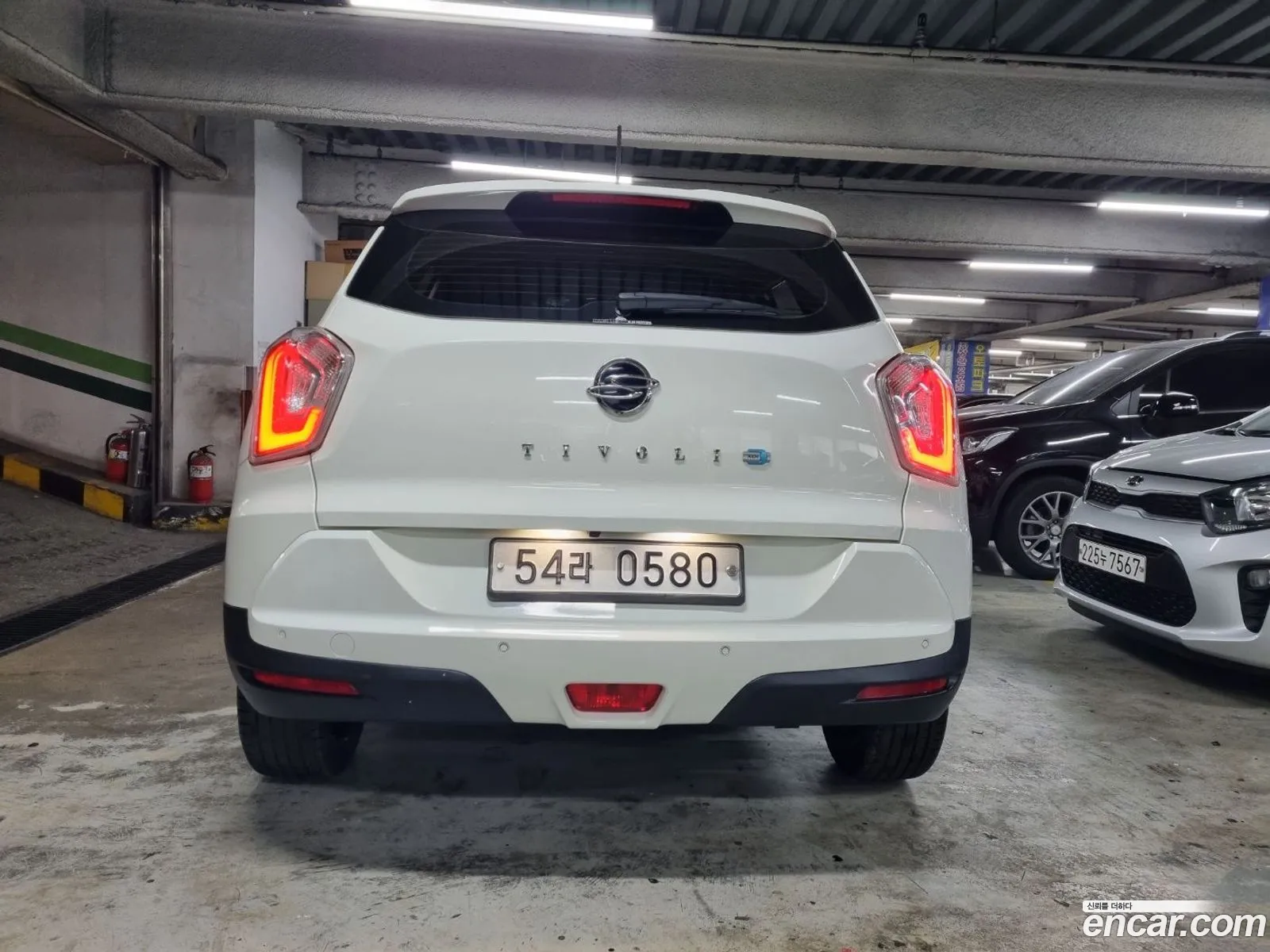 Ssangyong Tivoli Tivoli Diesel Lx 2Wd 2016 - фотография 17205229