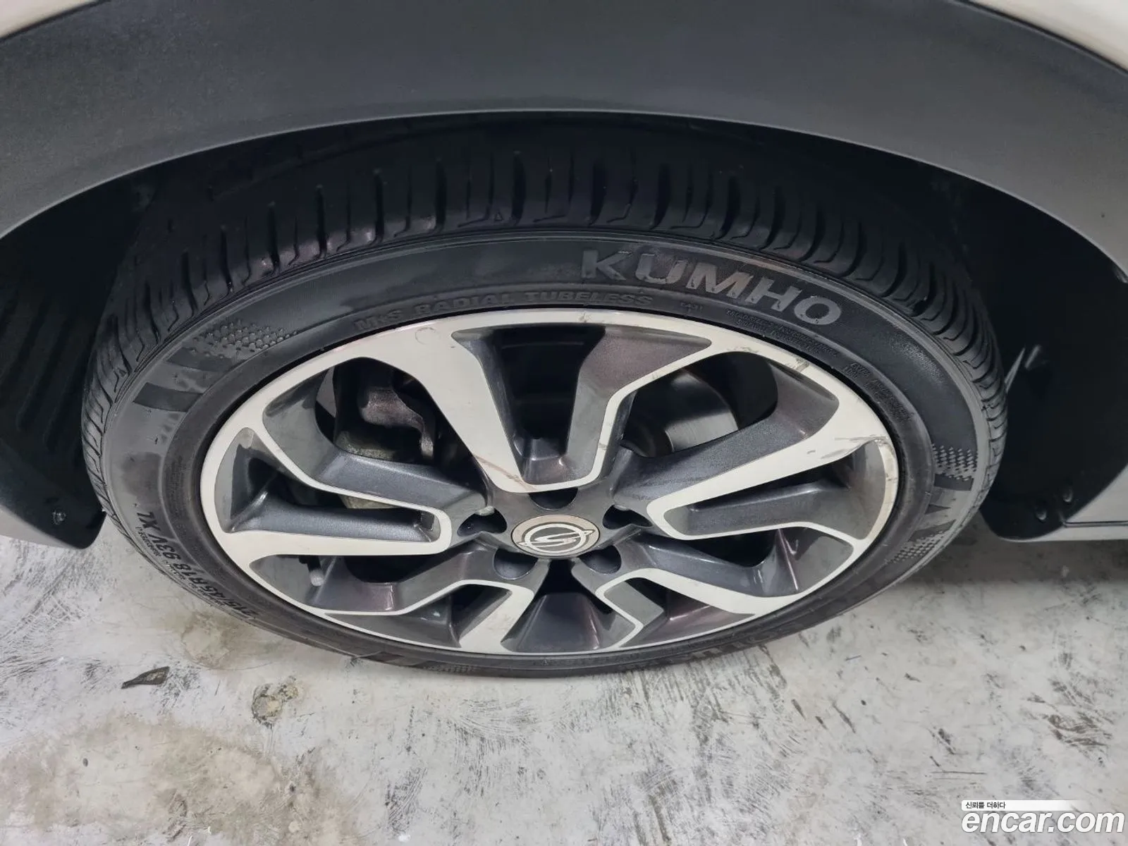 Ssangyong Tivoli Tivoli Diesel Lx 2Wd 2016 - фотография 17205230