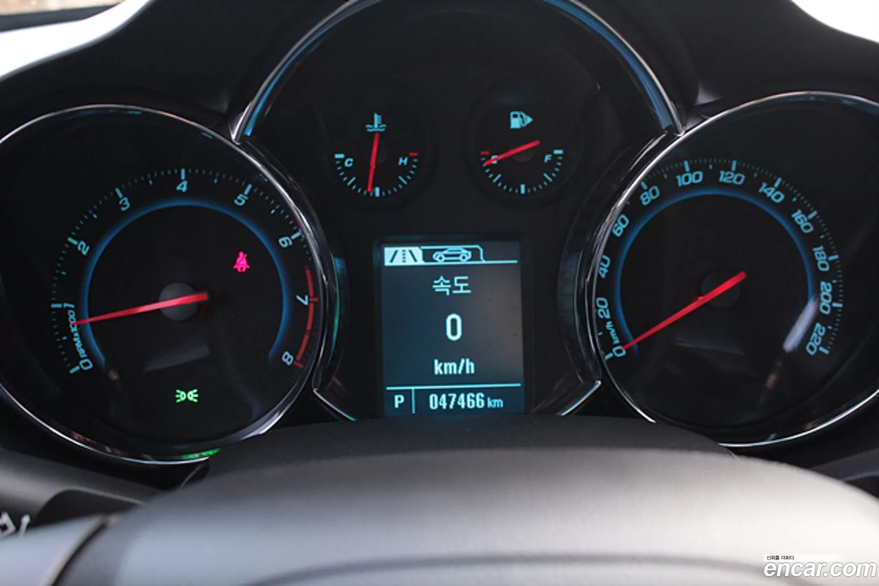 Chevrolet Cruze 18 Ltz 2015 - фотография 4716046