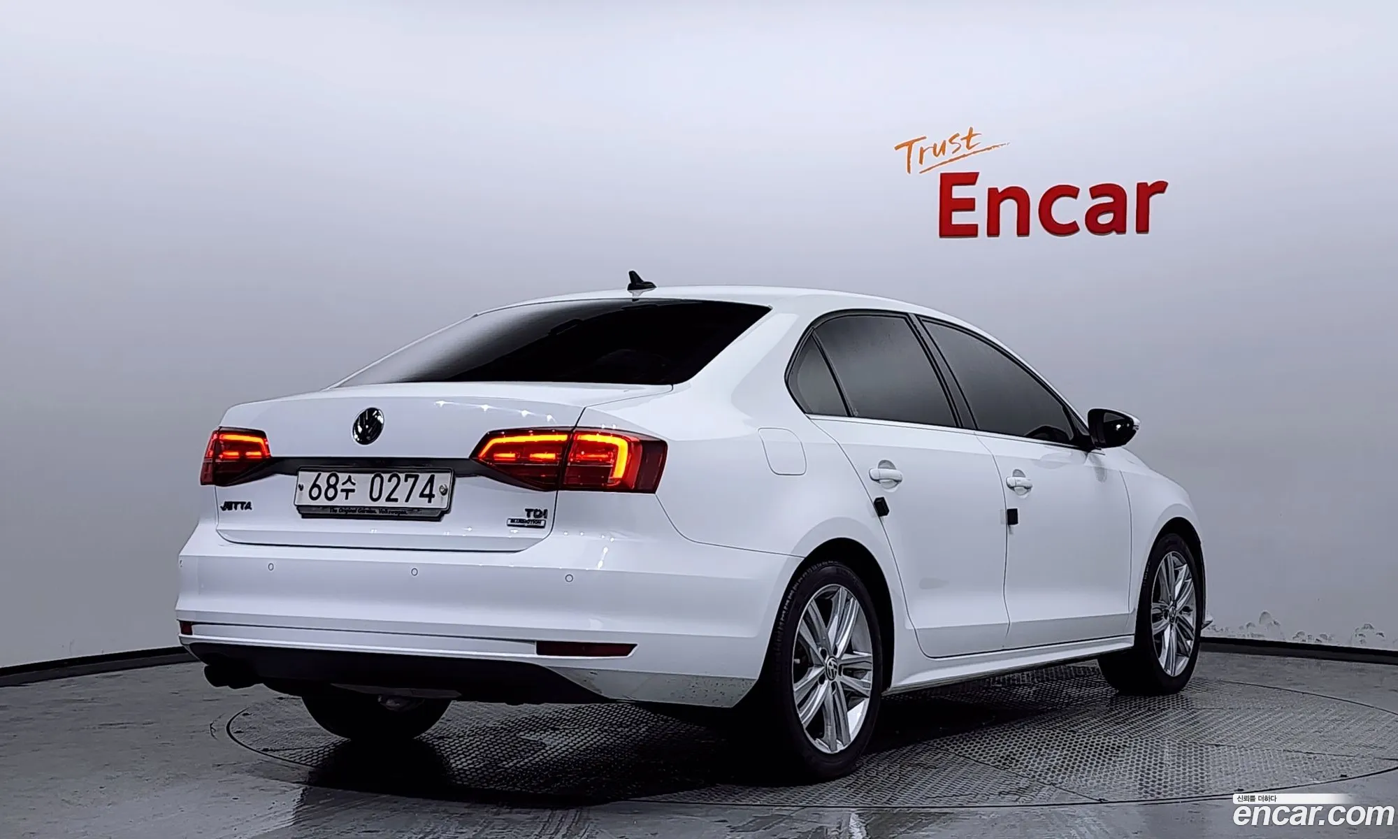 Volkswagen Jetta 20 Tdi Bluemotion Premium 2015 - фотография 8020307