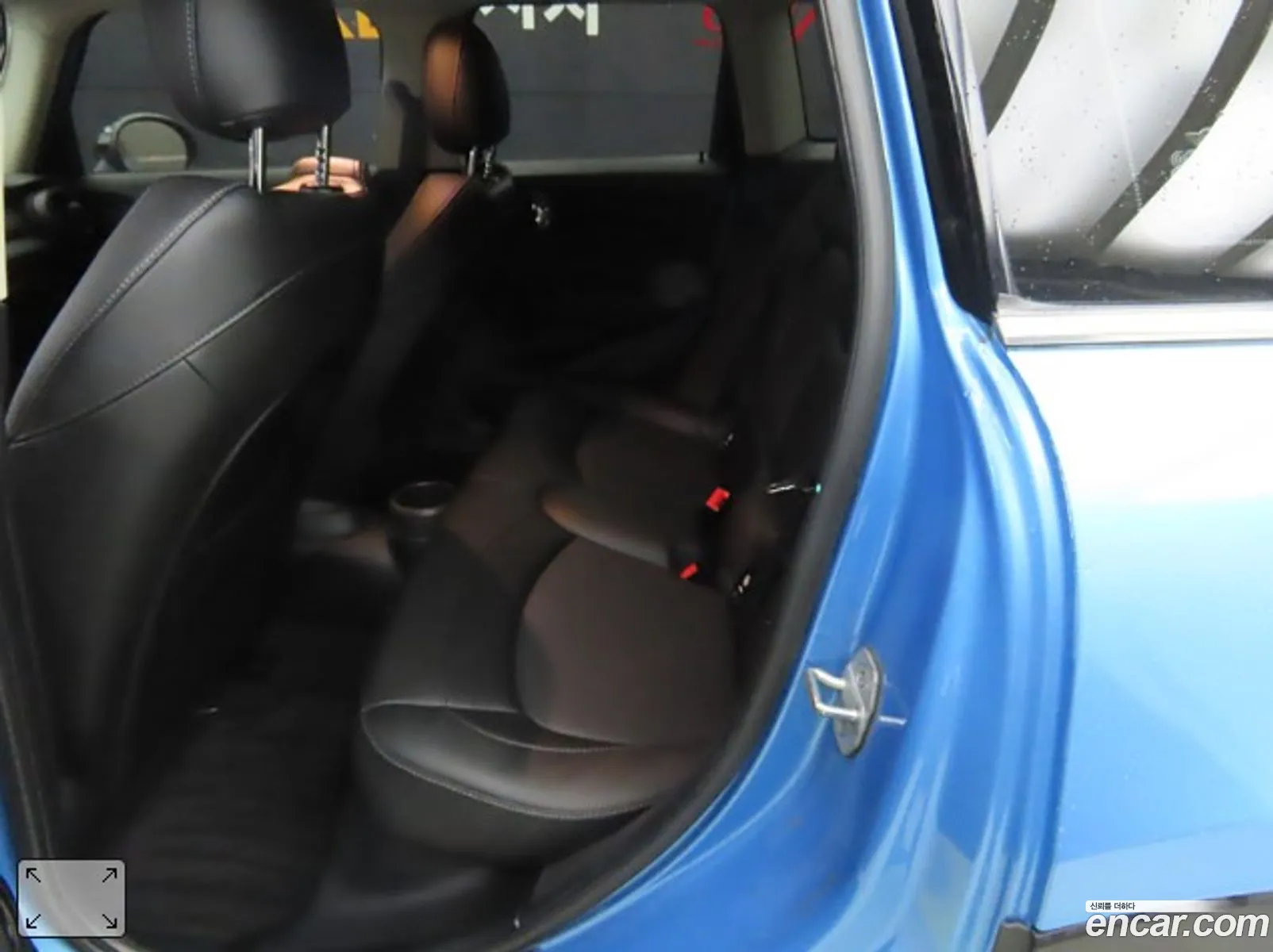 Mini Cooper 5-Door Basic Model 2018 - фотография 4665292