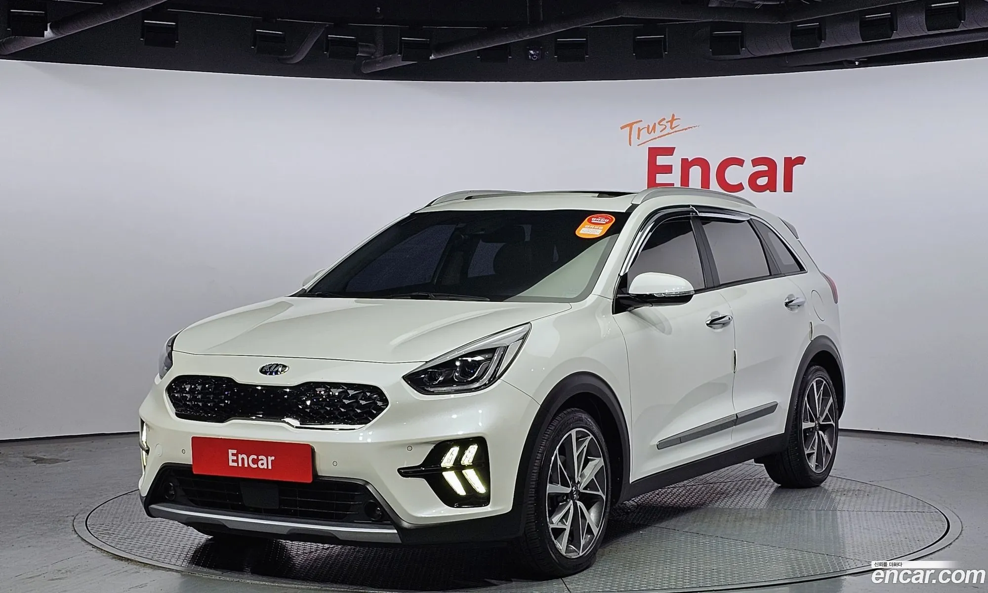 Kia Niro I 16 Hev 2020 - фотография 12445671