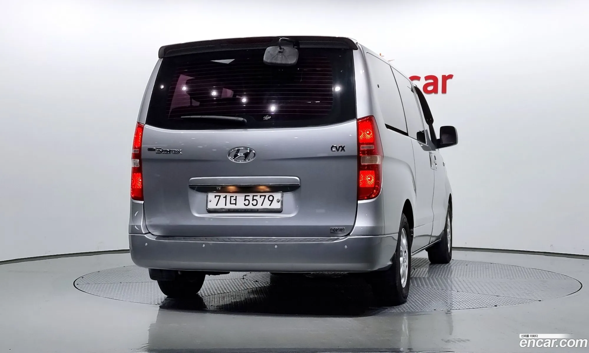 Hyundai Starex 12-Seater Wagon 2011 - фотография 12761023