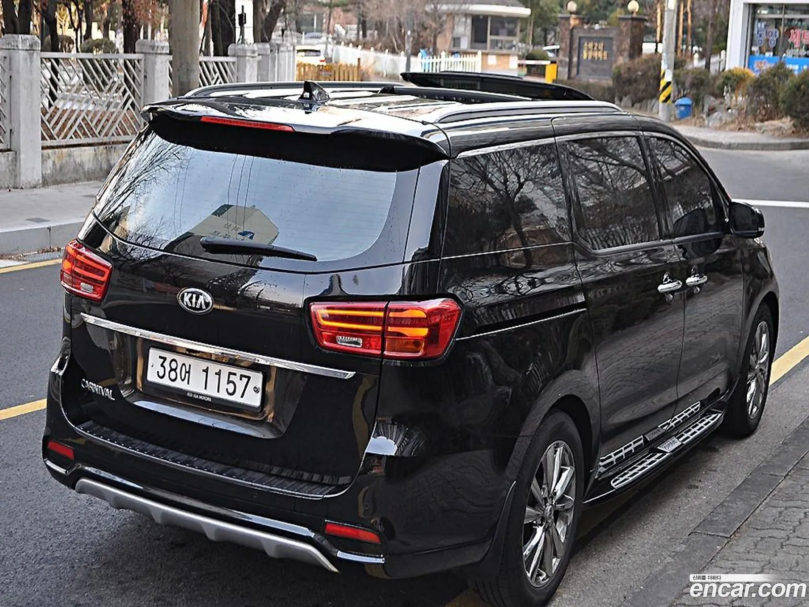Kia Carnival Iii 9-Seater Noblesse Special 2019 - фотография 15961019