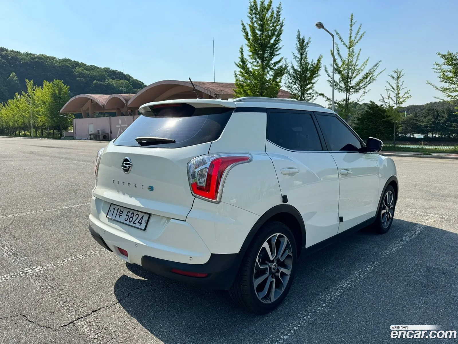 Ssangyong Tivoli Tivoli Diesel Lx 2Wd 2016 - фотография 17505276