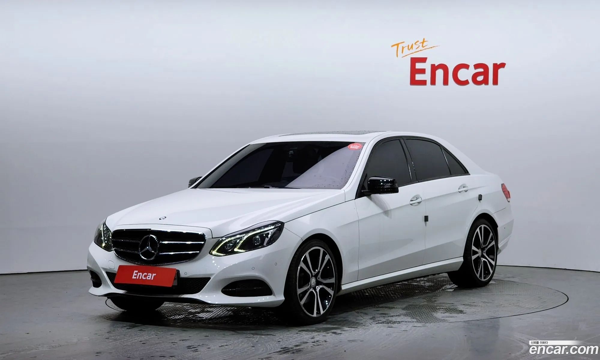 Mercedes-Benz E-Klasse E220 Bluetec Avant Garde Sports 2016 - фотография 12959911