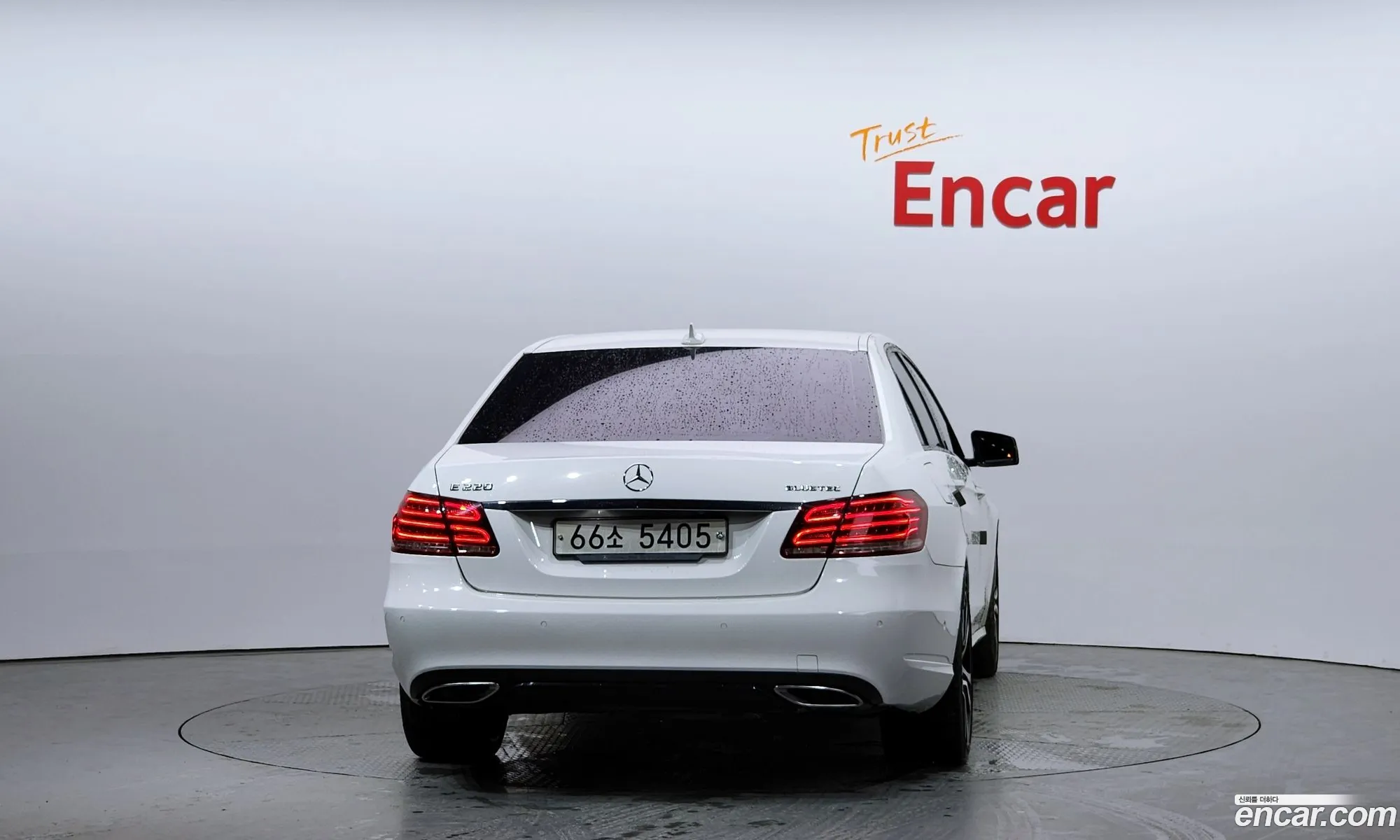 Mercedes-Benz E-Klasse E220 Bluetec Avant Garde Sports 2016 - фотография 12959914