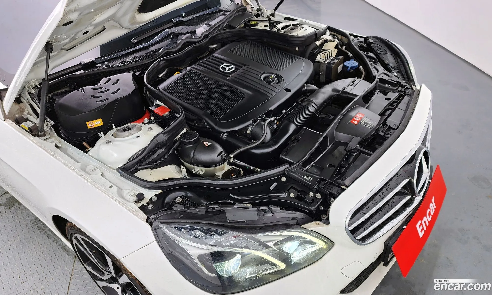 Mercedes-Benz E-Klasse E220 Bluetec Avant Garde Sports 2016 - фотография 12959916