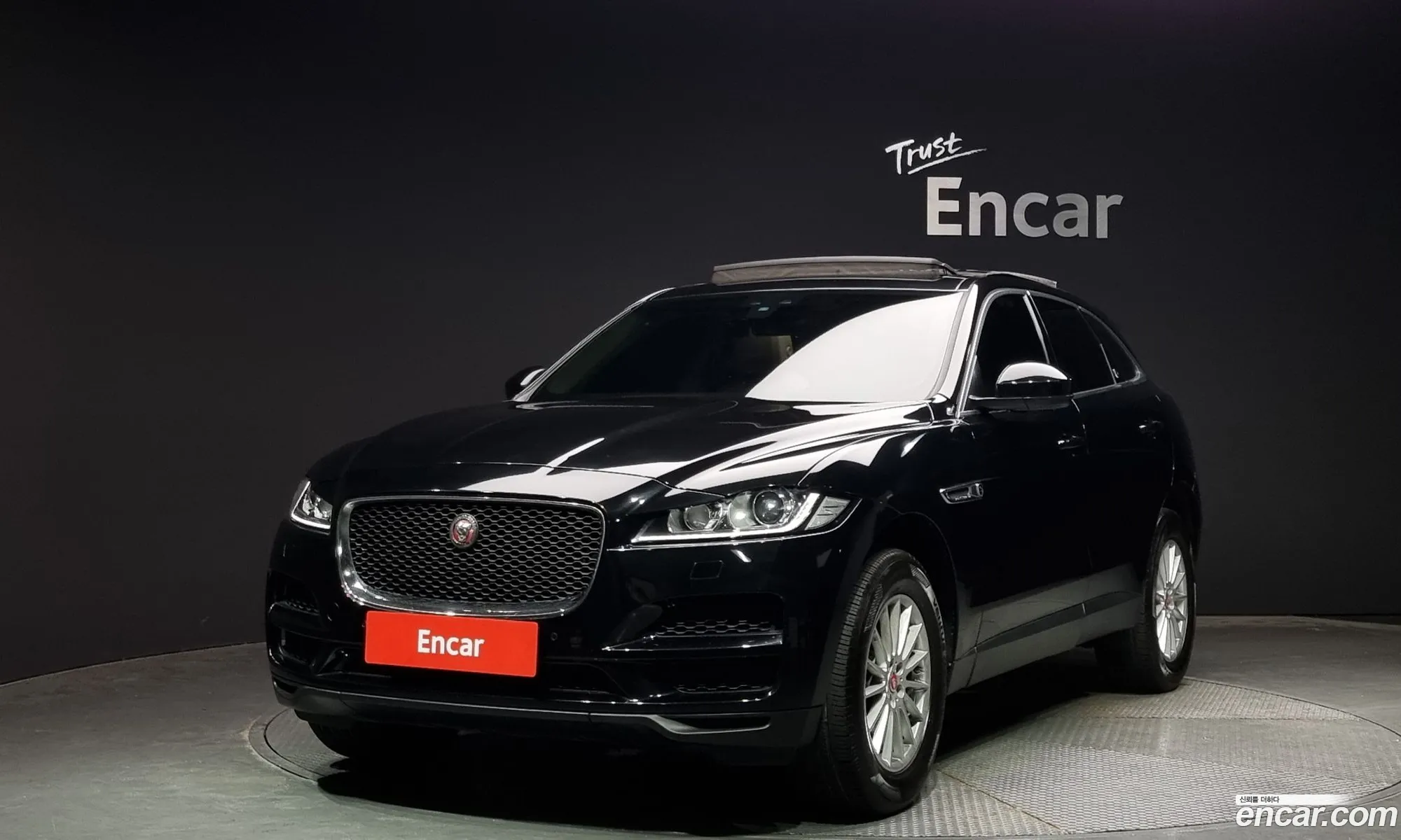 Jaguar F-Pace 20D Prestige 2018 - фотография 3930905