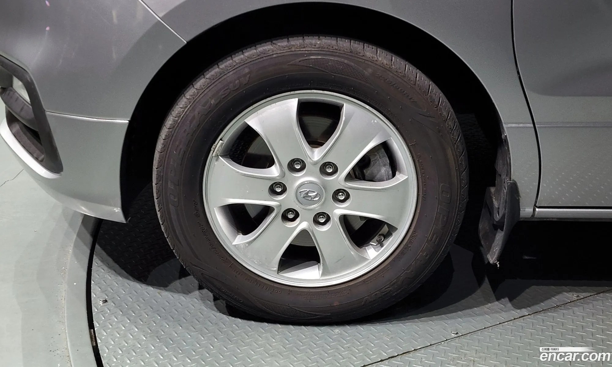 Hyundai Starex Wagon 12-Seater 2019 - фотография 15901539