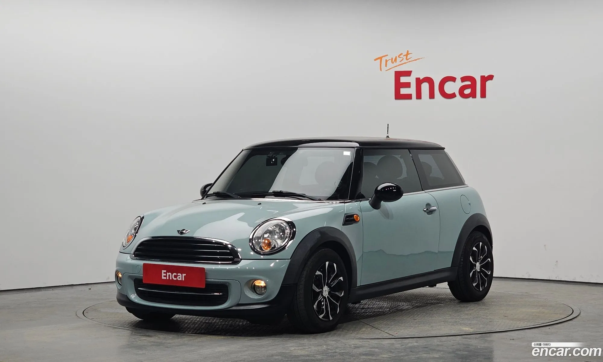 Mini Cooper Original 2013 - фотография 4155523