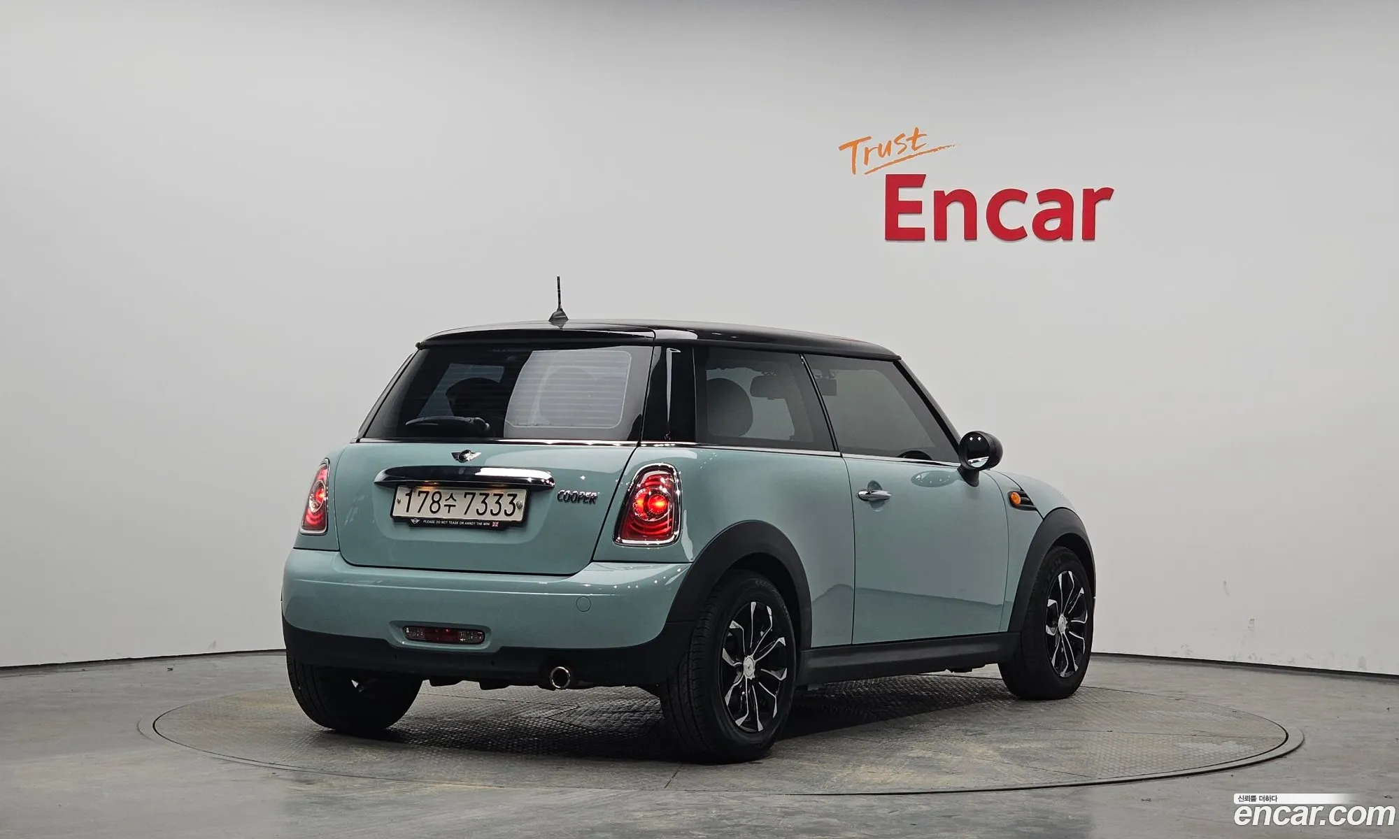 Mini Cooper Original 2013 - фотография 4155524