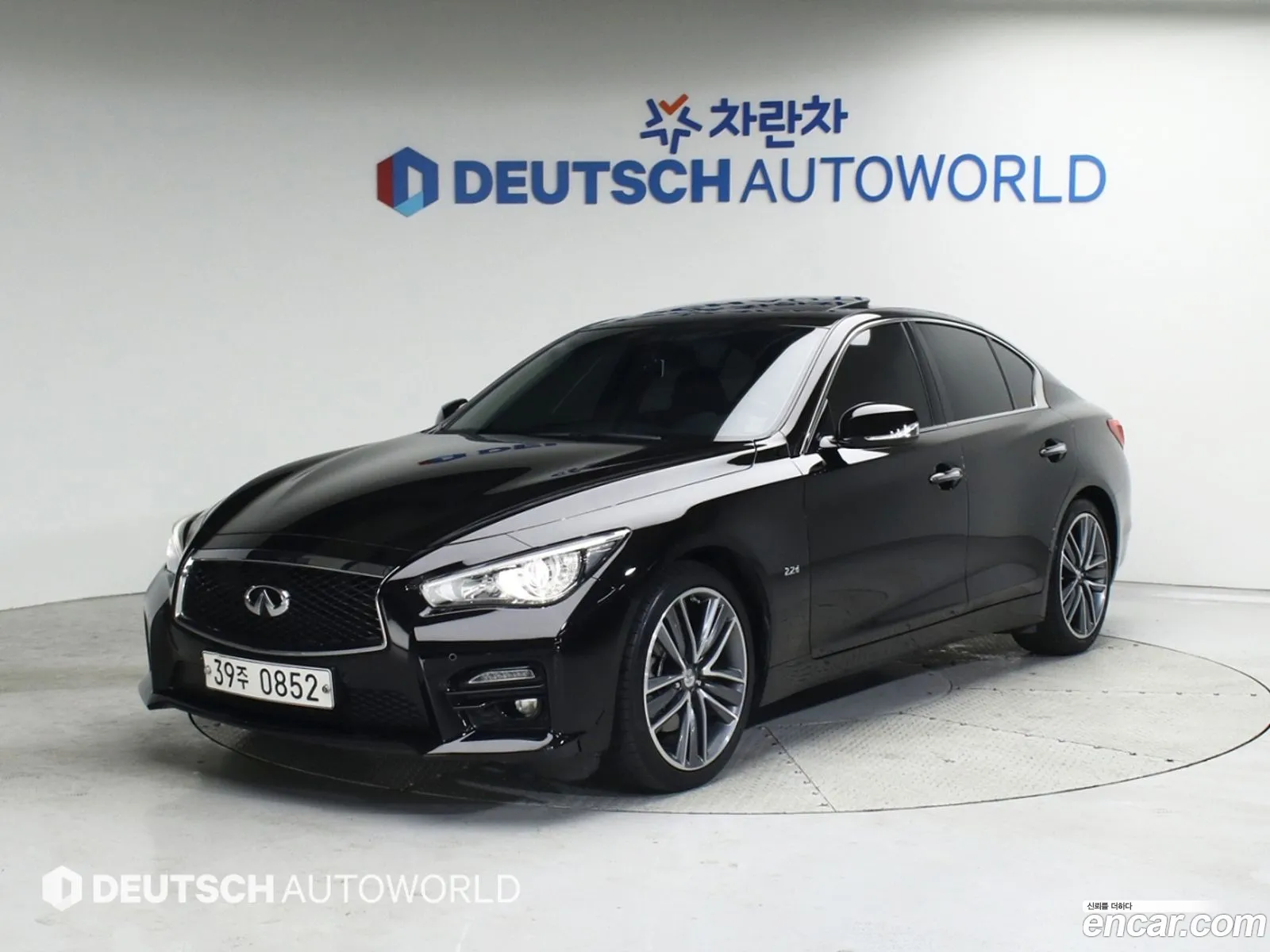 Infiniti Q50 22D Premium 2016 - фотография 3982466