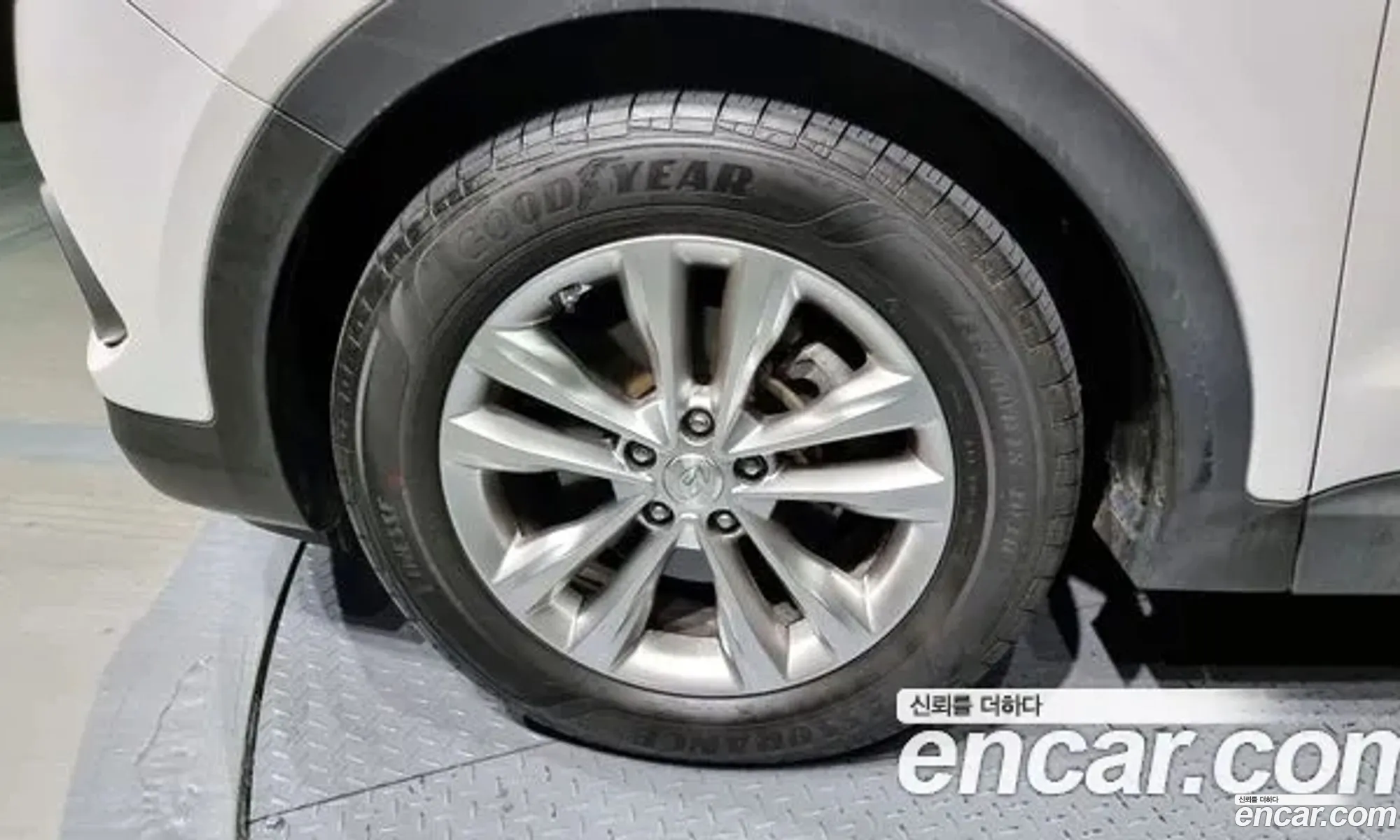 Hyundai Santa Fe Iii Diesel 20 2Wd 2016 - фотография 15126019