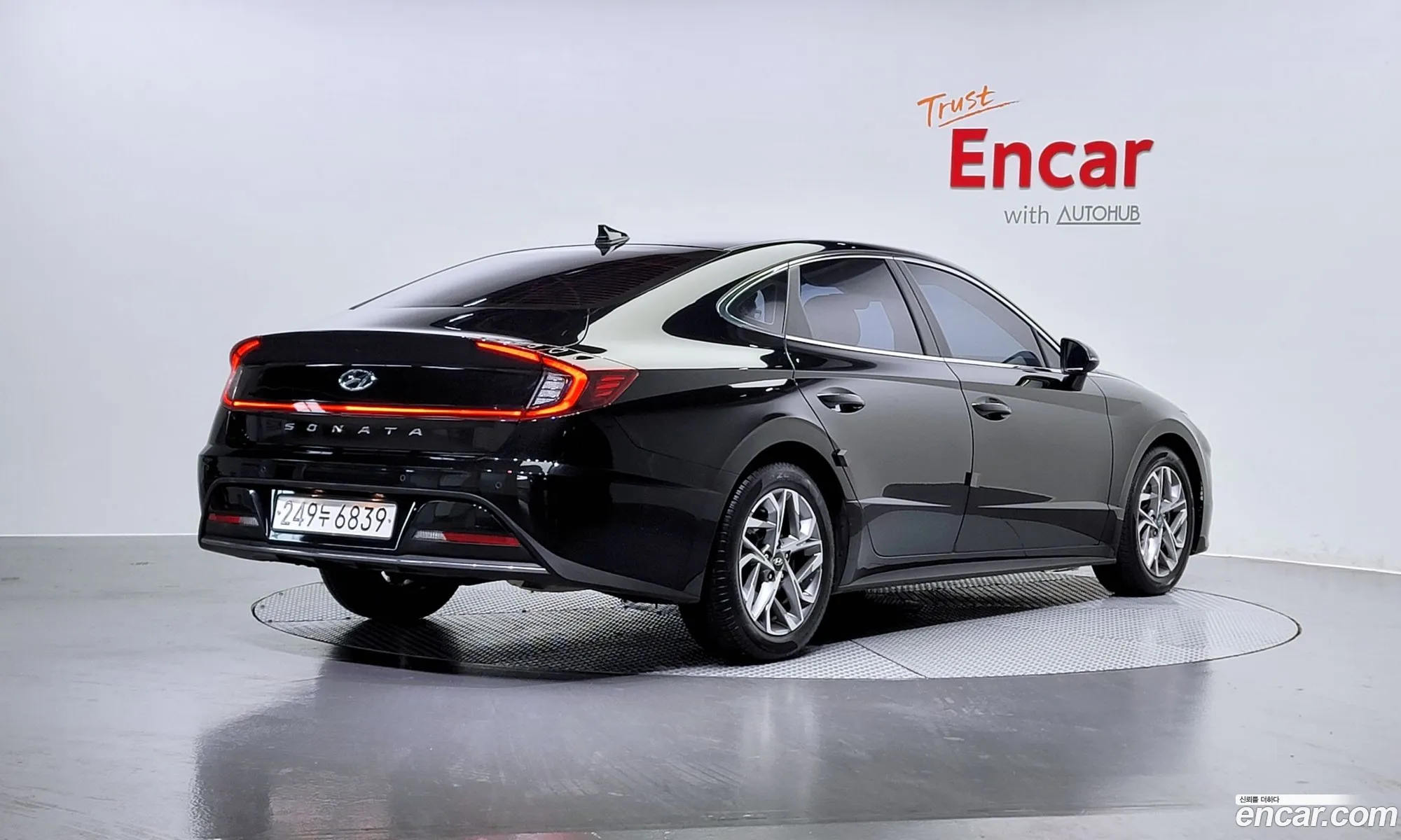 Hyundai Sonata Dn8 20 Premium Family - фотография 12371838