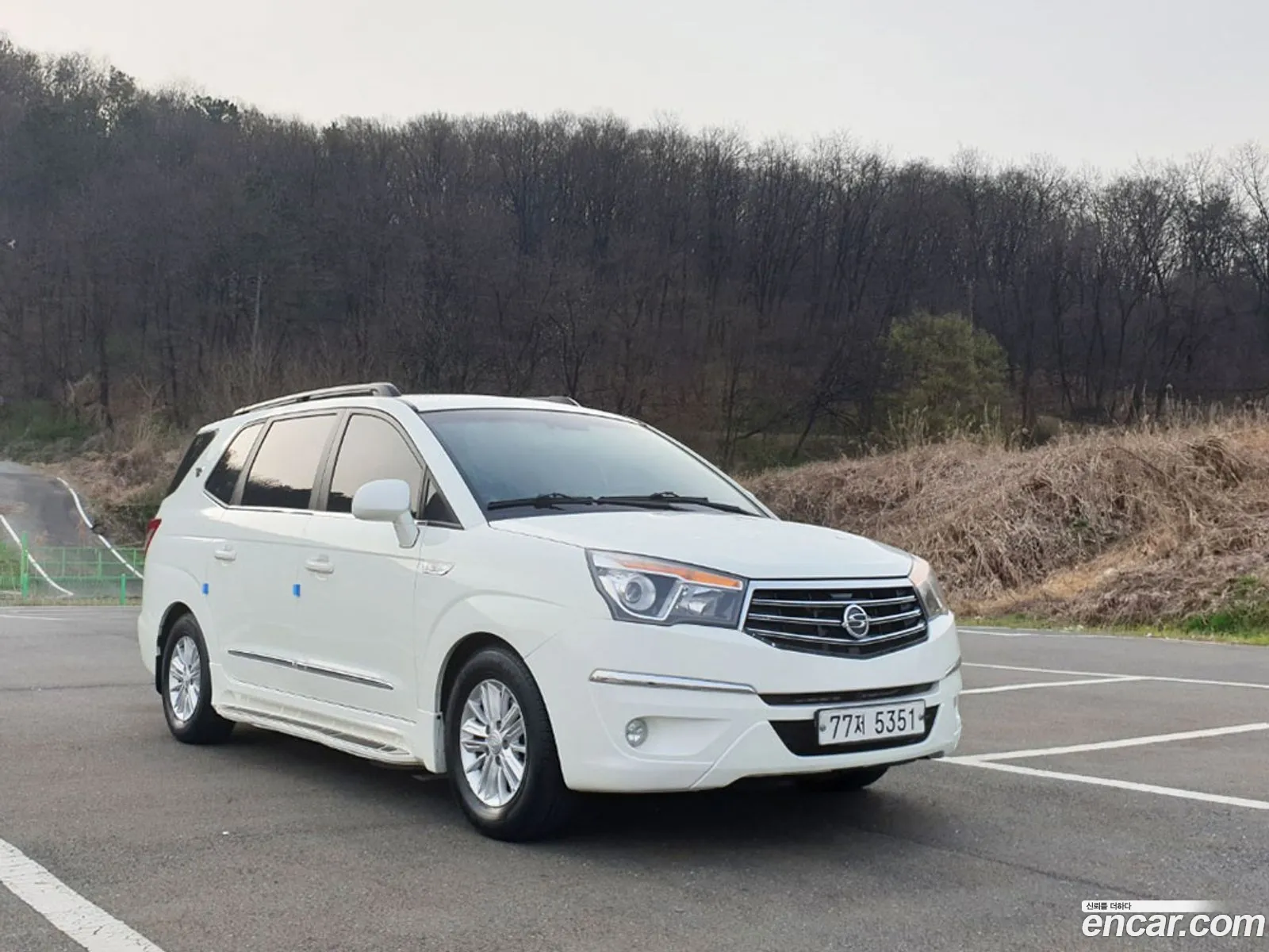Ssangyong Korando Iii 2Wd Lt 11-Seater 2015 - фотография 19625970