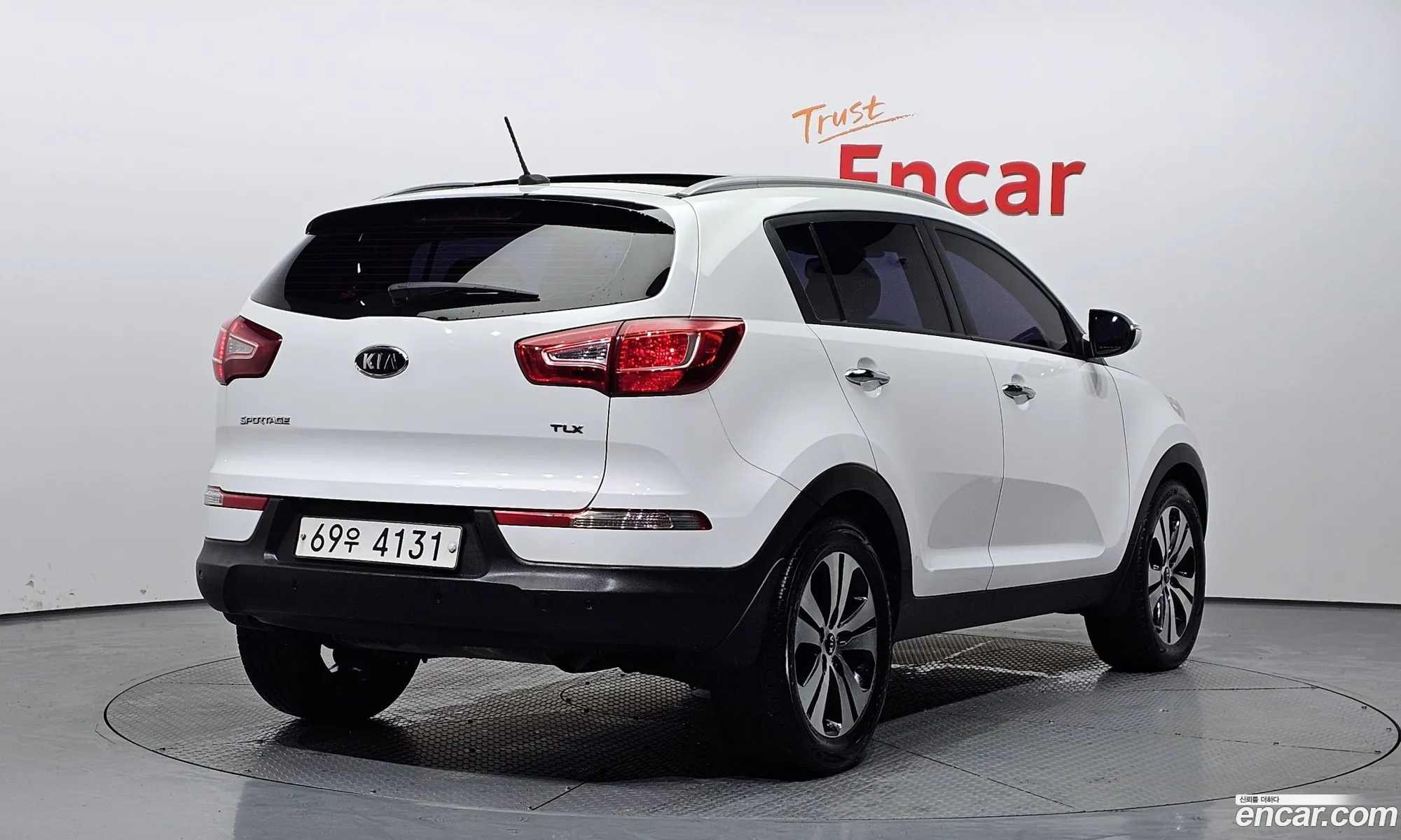Kia Sportage R Diesel 2Wd Tlx Top-Of-The-Line Model - фотография 18060690