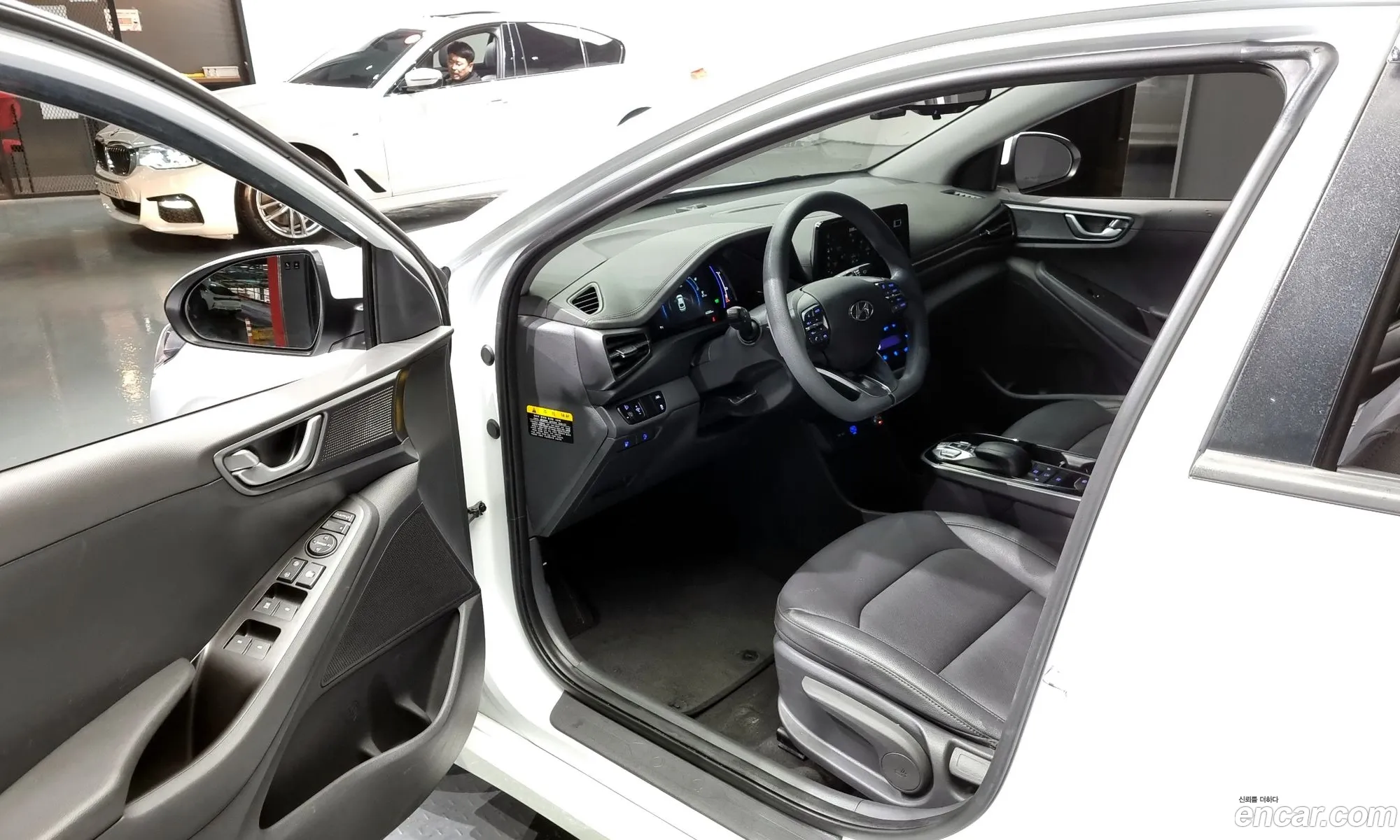 Korex Auto Trade - фотография 15822559