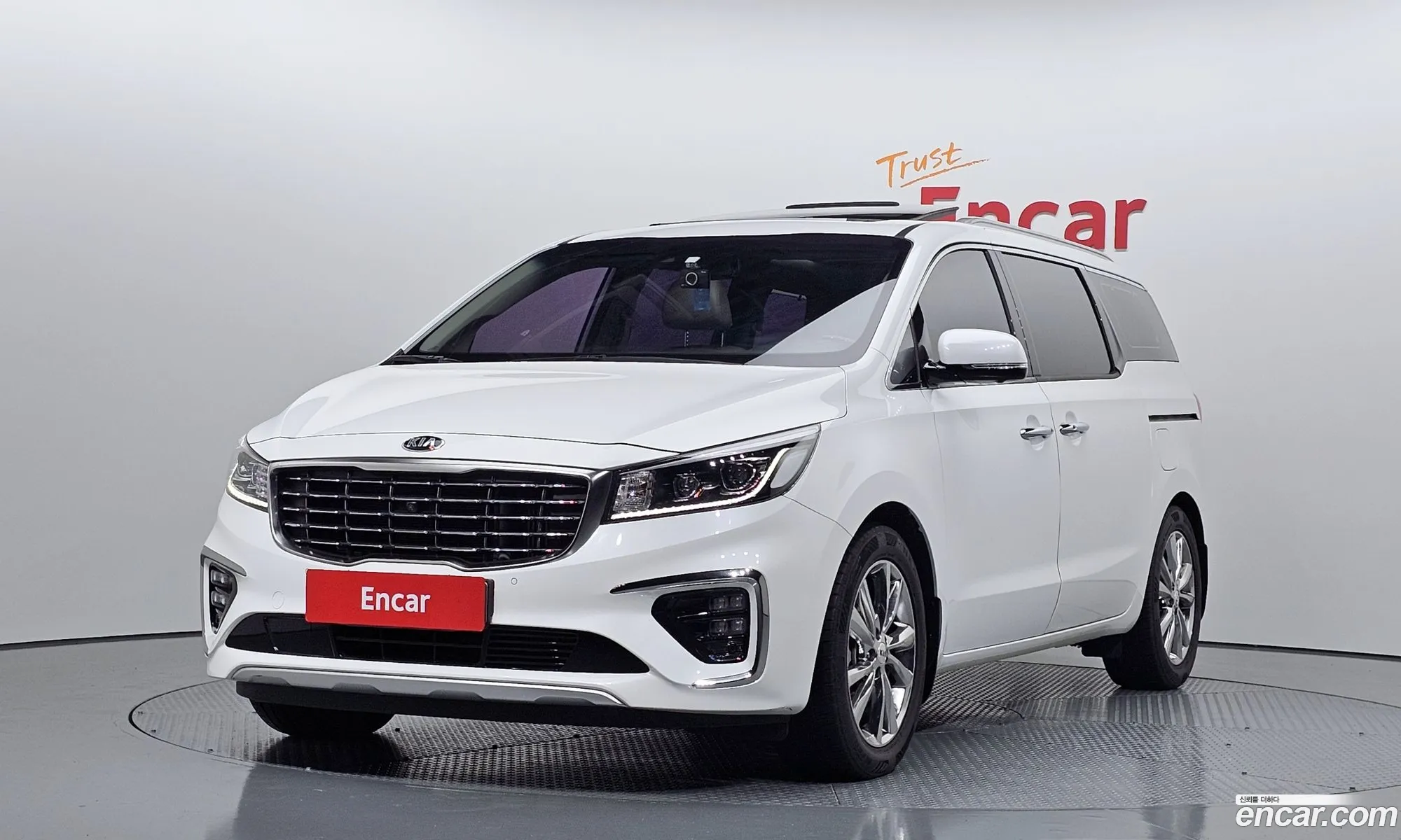 Kia Carnival Iii 9-Seater Noblesse Special 2019 - фотография 12444871