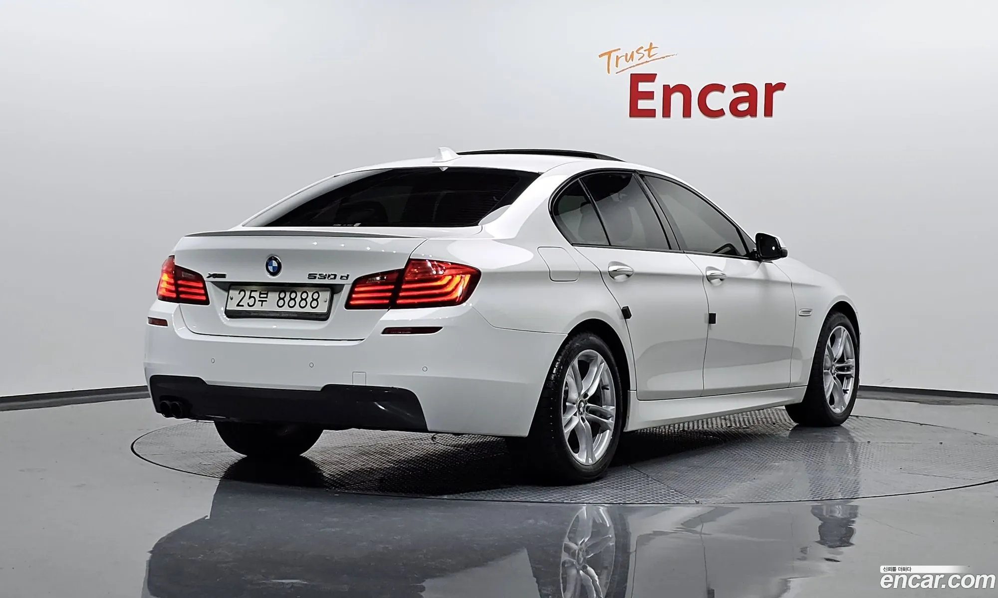 BMW 5Er Vi F10F11F07 530D xDrive M Sport 2014 - фотография 16822596