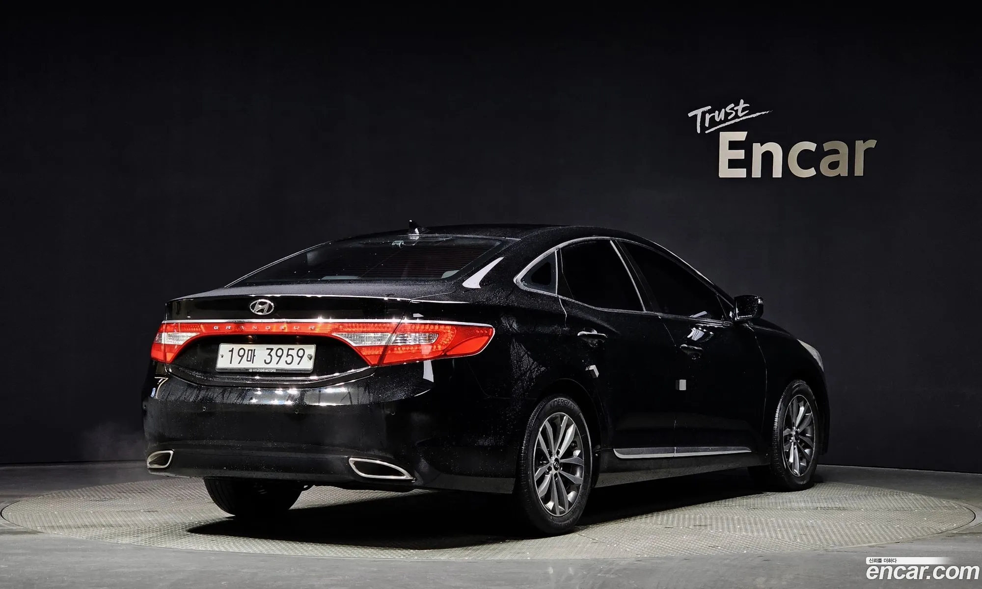 Hyundai Grandeur V Hg240 Luxury 2012 - фотография 12182655