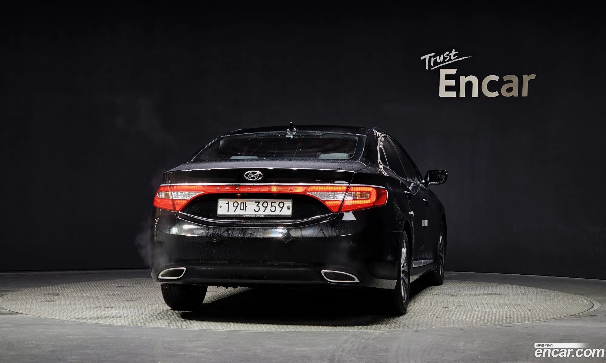 Hyundai Grandeur V Hg240 Luxury 2012 - фотография 12182659