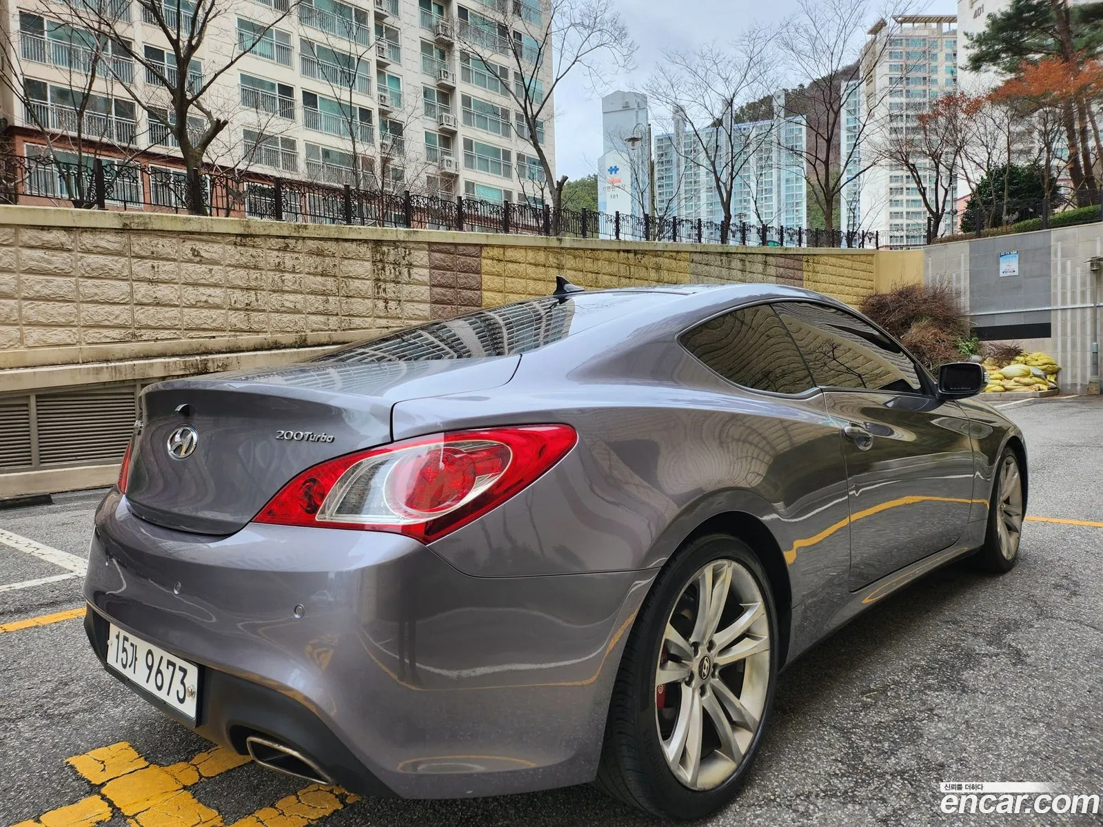 Hyundai Genesis I 200 Turbo P 2011 - фотография 18221620