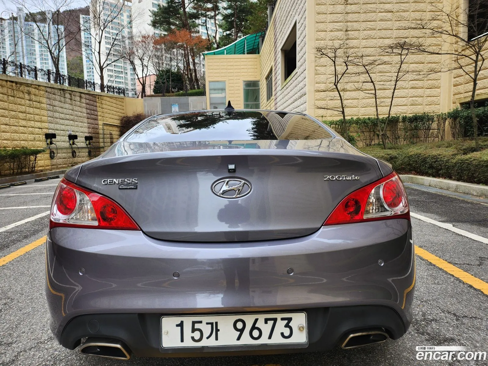 Hyundai Genesis I 200 Turbo P 2011 - фотография 18221621