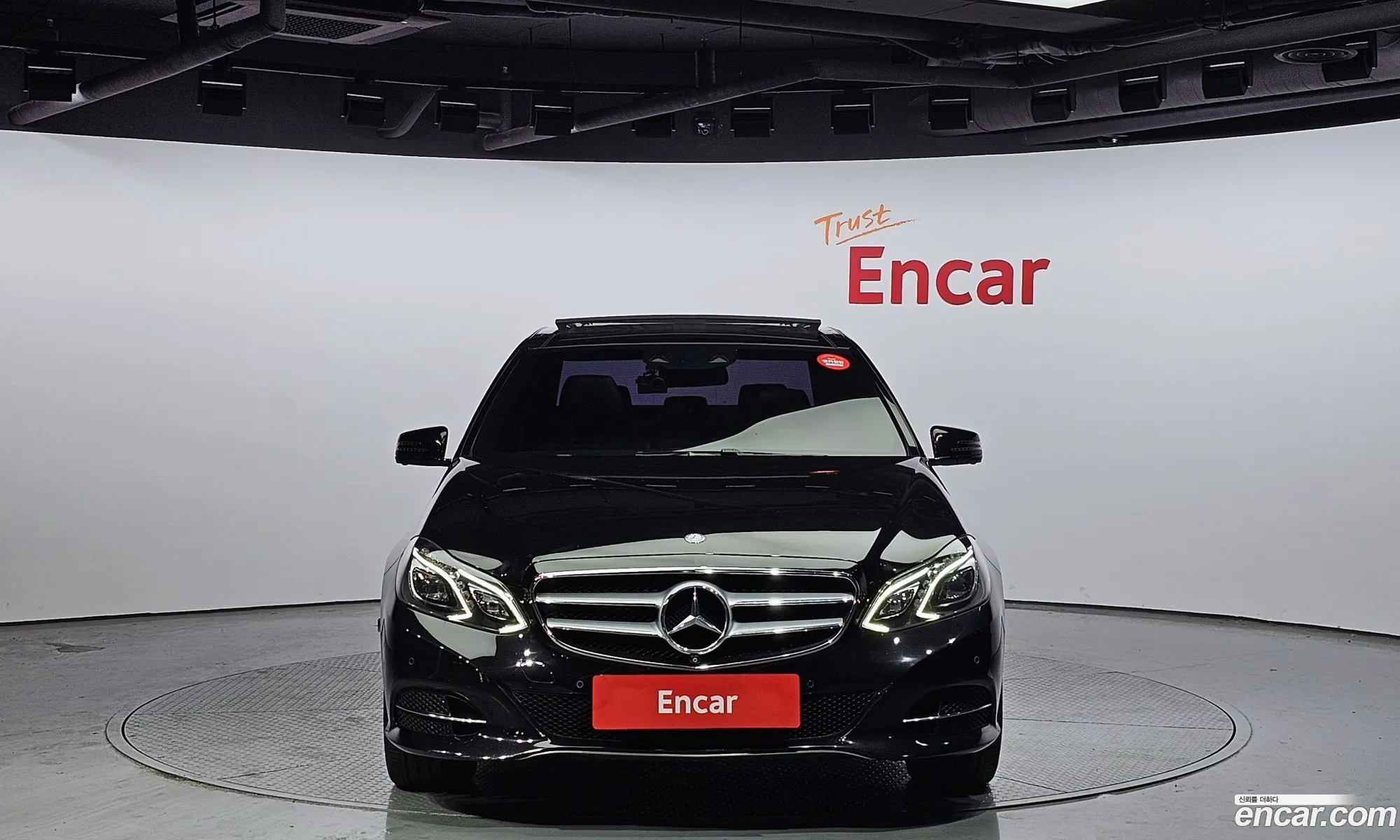 Mercedes-Benz E-Klasse E250 Bluetec 4Matic Avant Garde 2016 - фотография 12186221