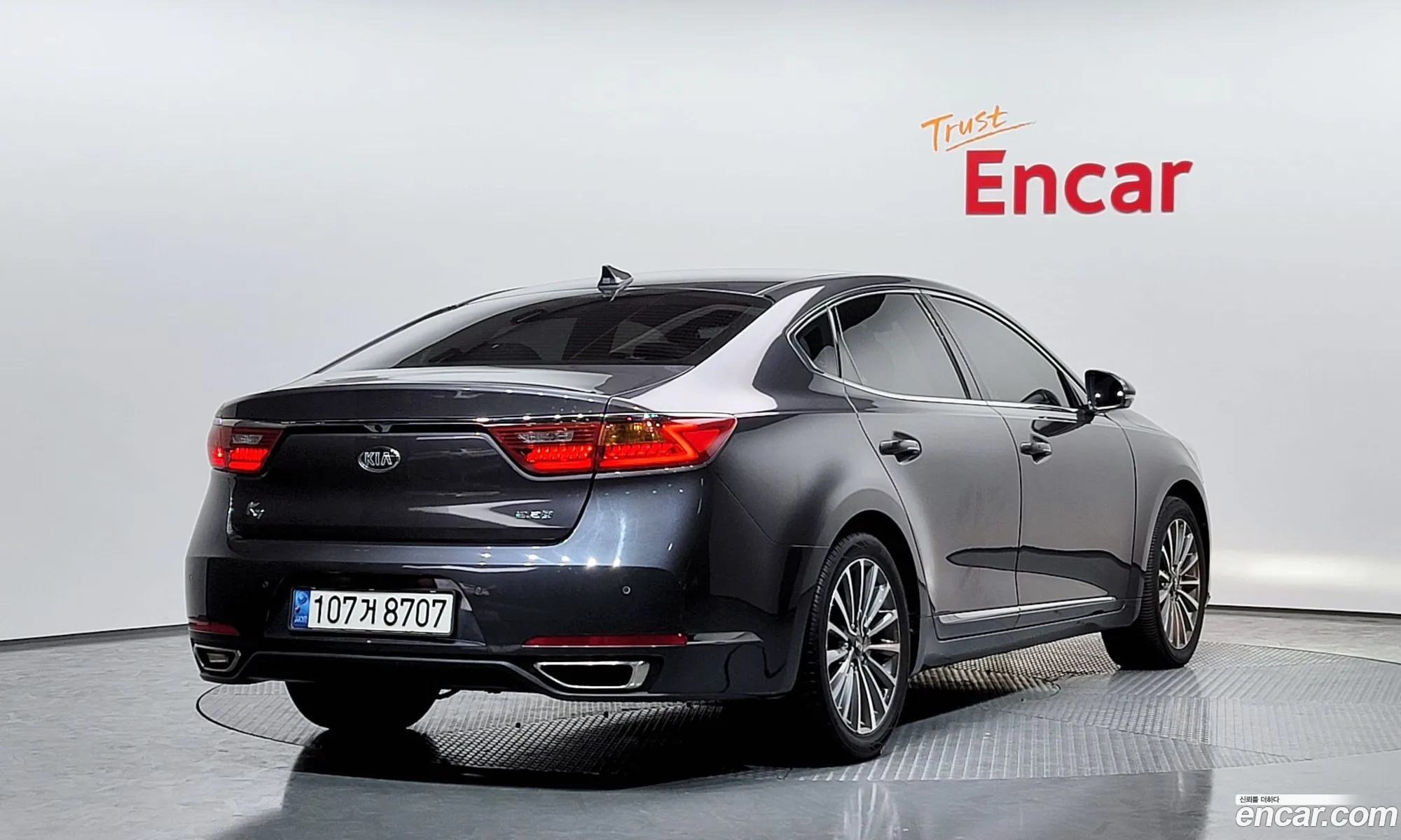 Kia K7 Vg Ii 22 Diesel Limited Edition 2017 - фотография 15713383