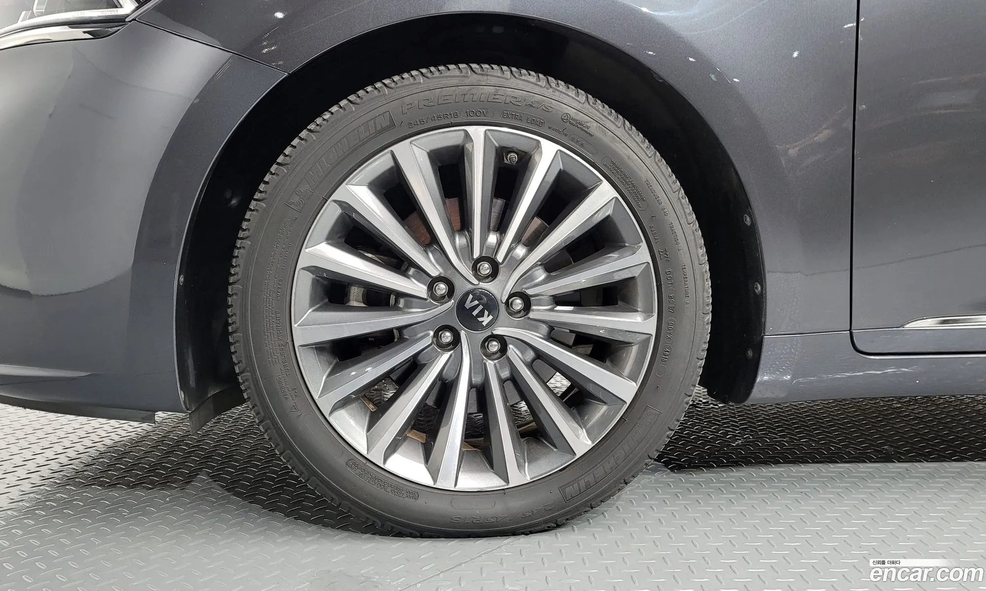 Kia K7 Vg Ii 22 Diesel Limited Edition 2017 - фотография 15713386