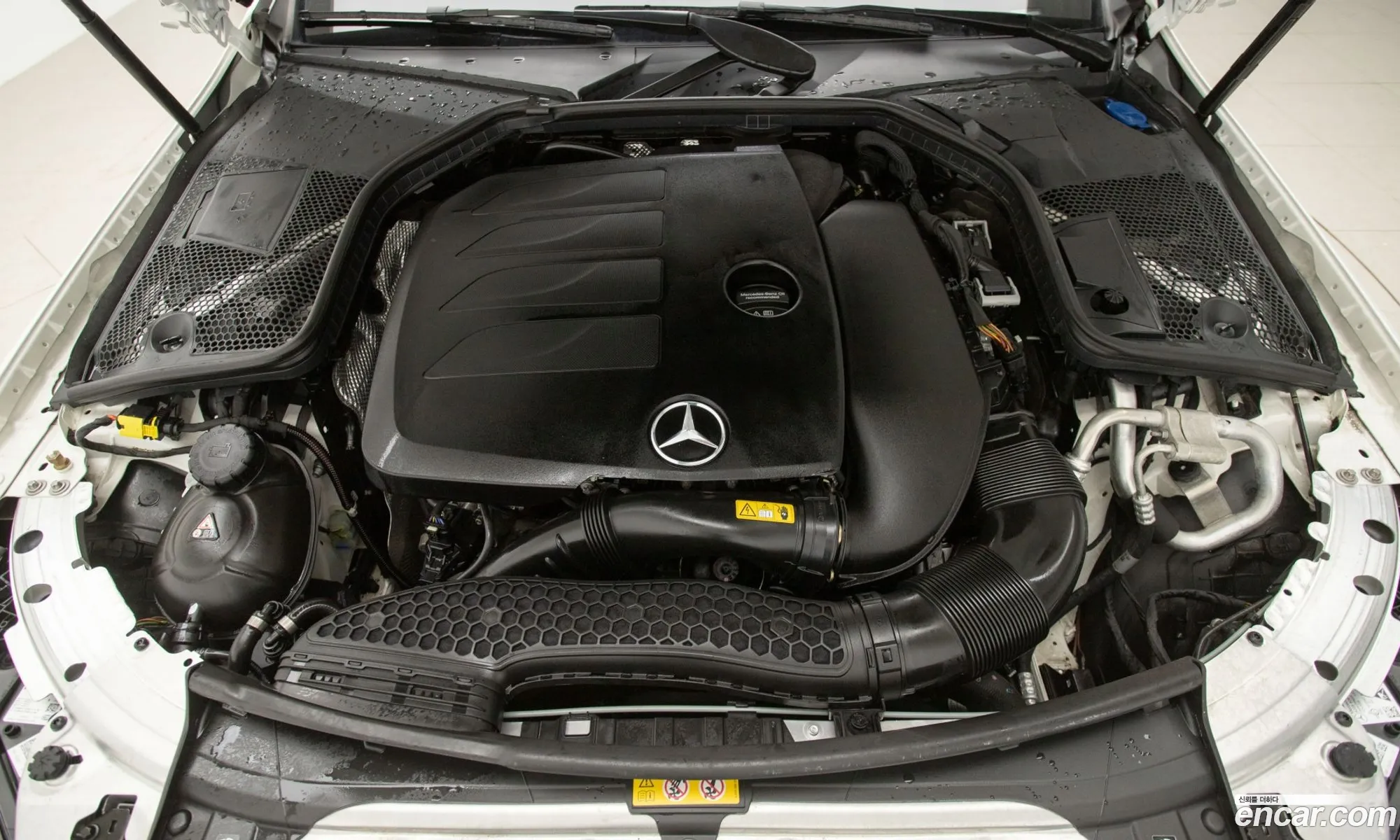 Mercedes-Benz C-Klasse C200 Coupe 2021 - фотография 12884521